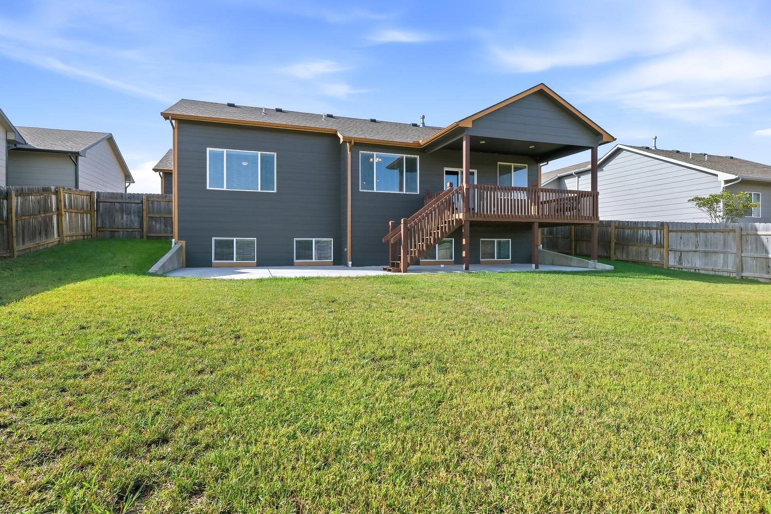 2922 E Reiss Property Photo 30