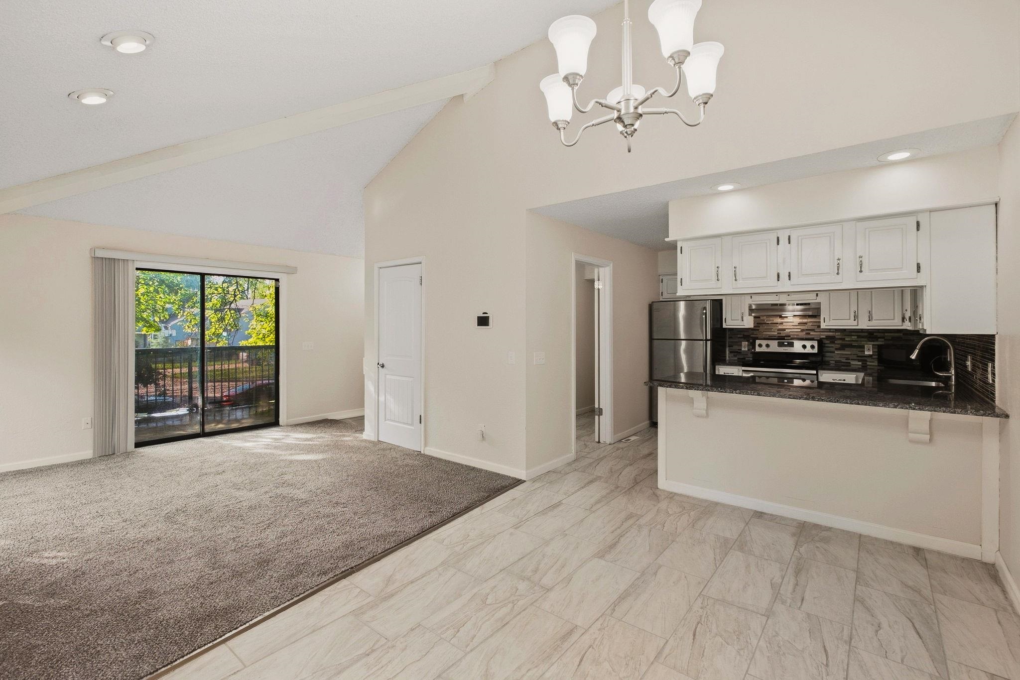 2421 S Yellowstone St #2302 Property Photo 11