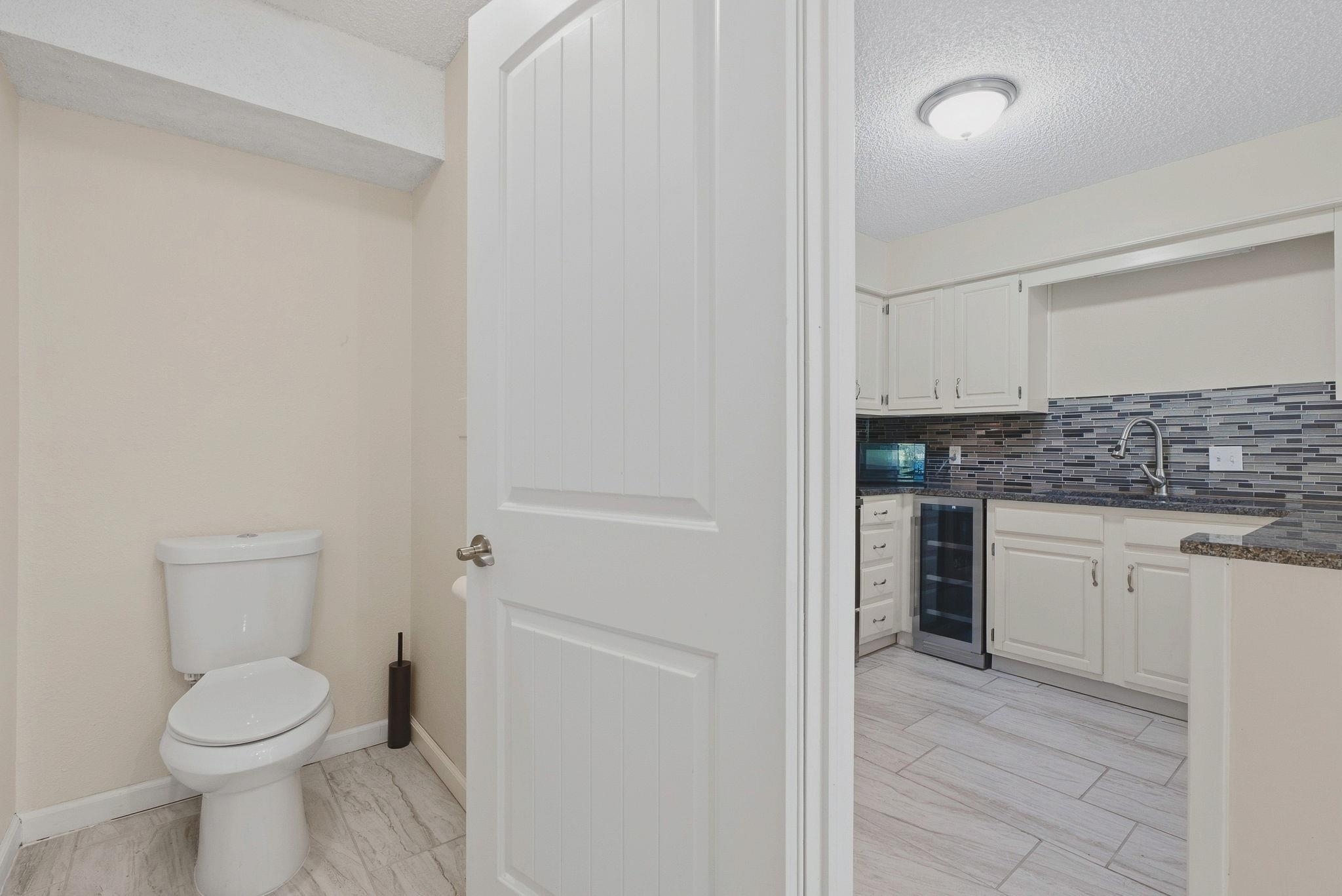 2421 S Yellowstone St #2302 Property Photo 18