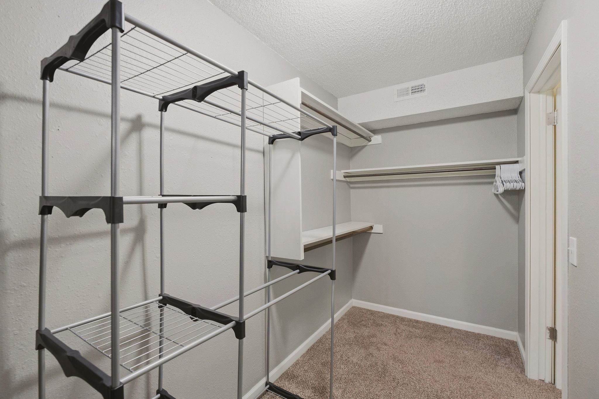 2421 S Yellowstone St #2302 Property Photo 21