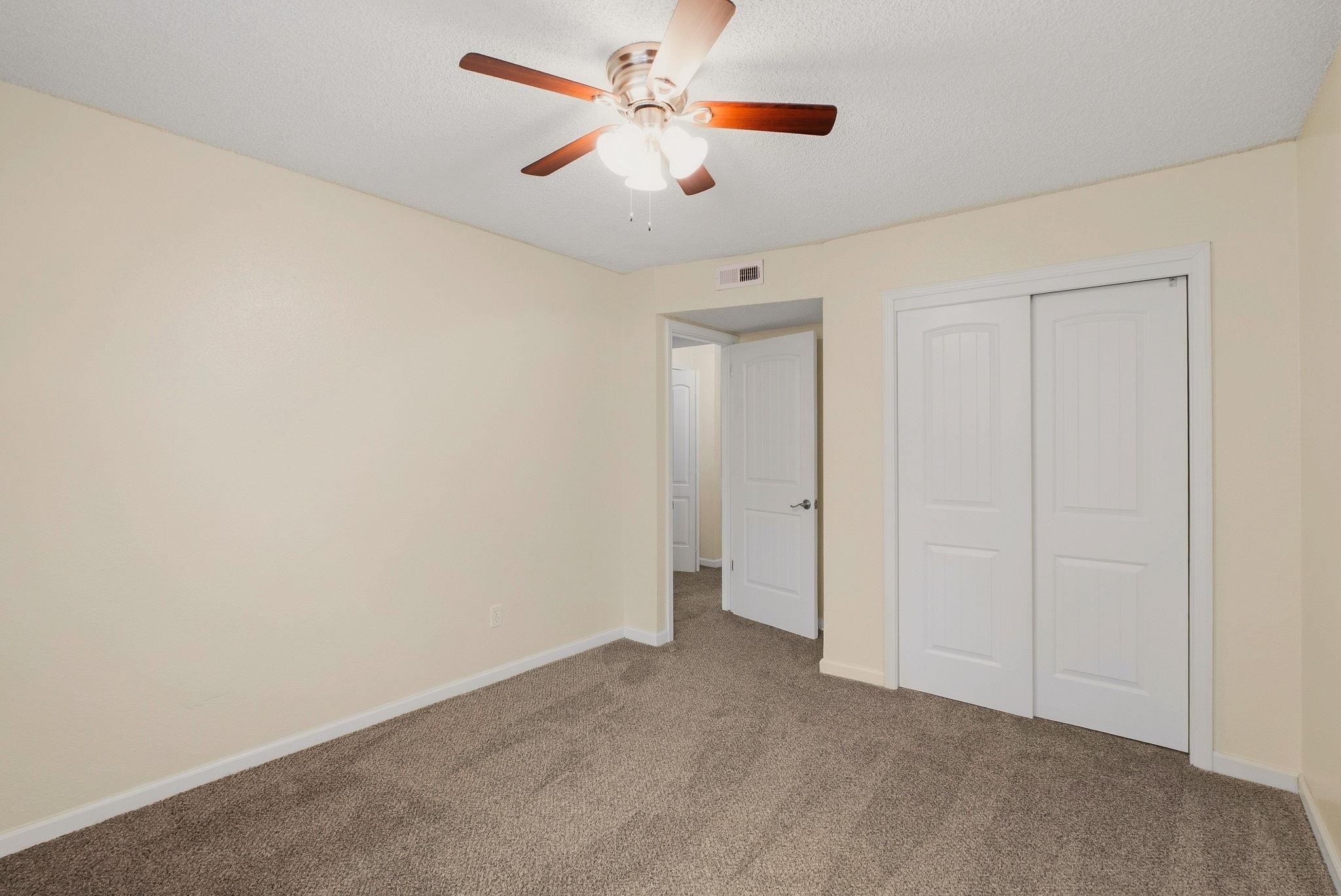 2421 S Yellowstone St #2302 Property Photo 23