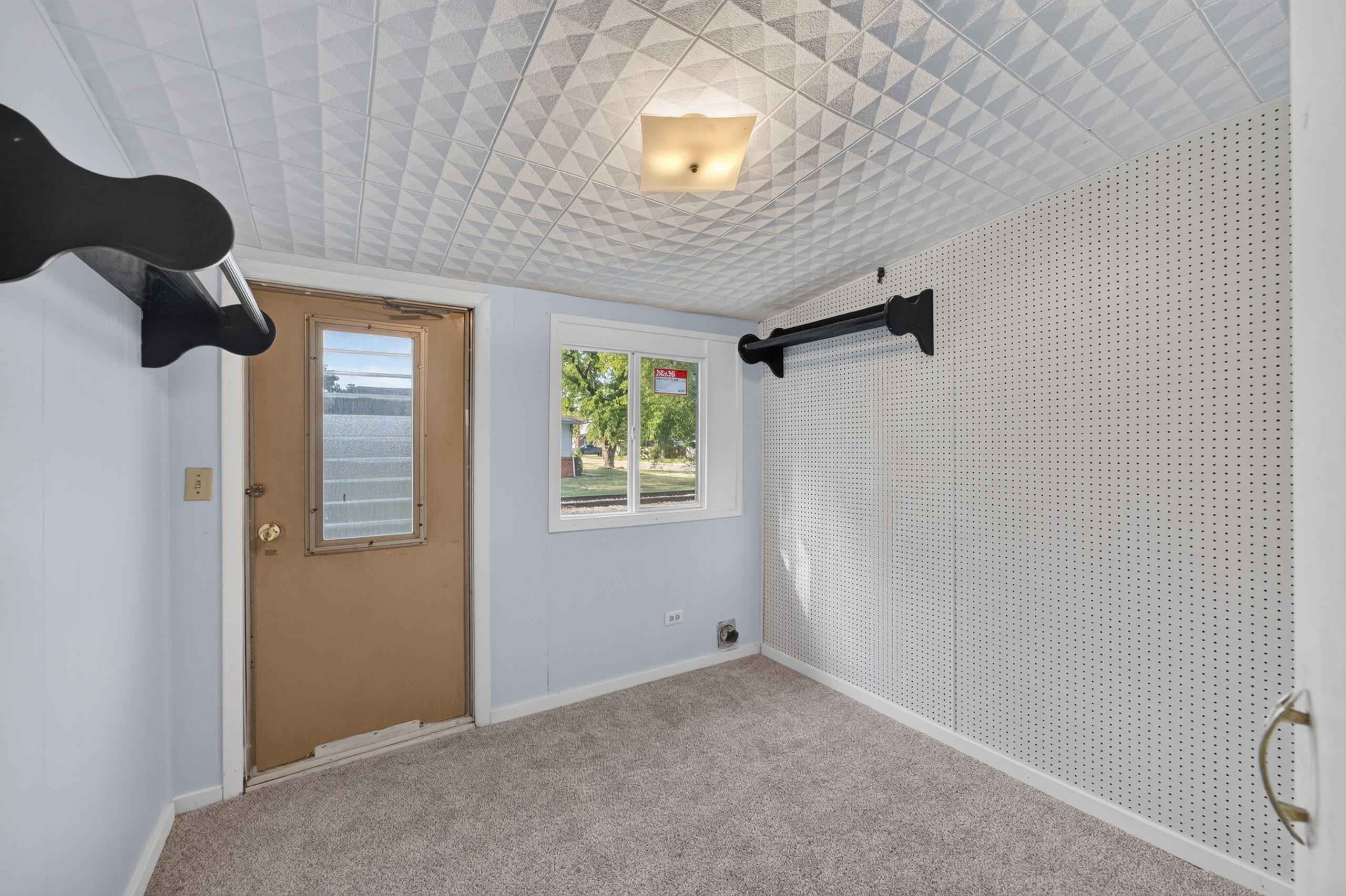 1520 Frankfort St Property Photo 14