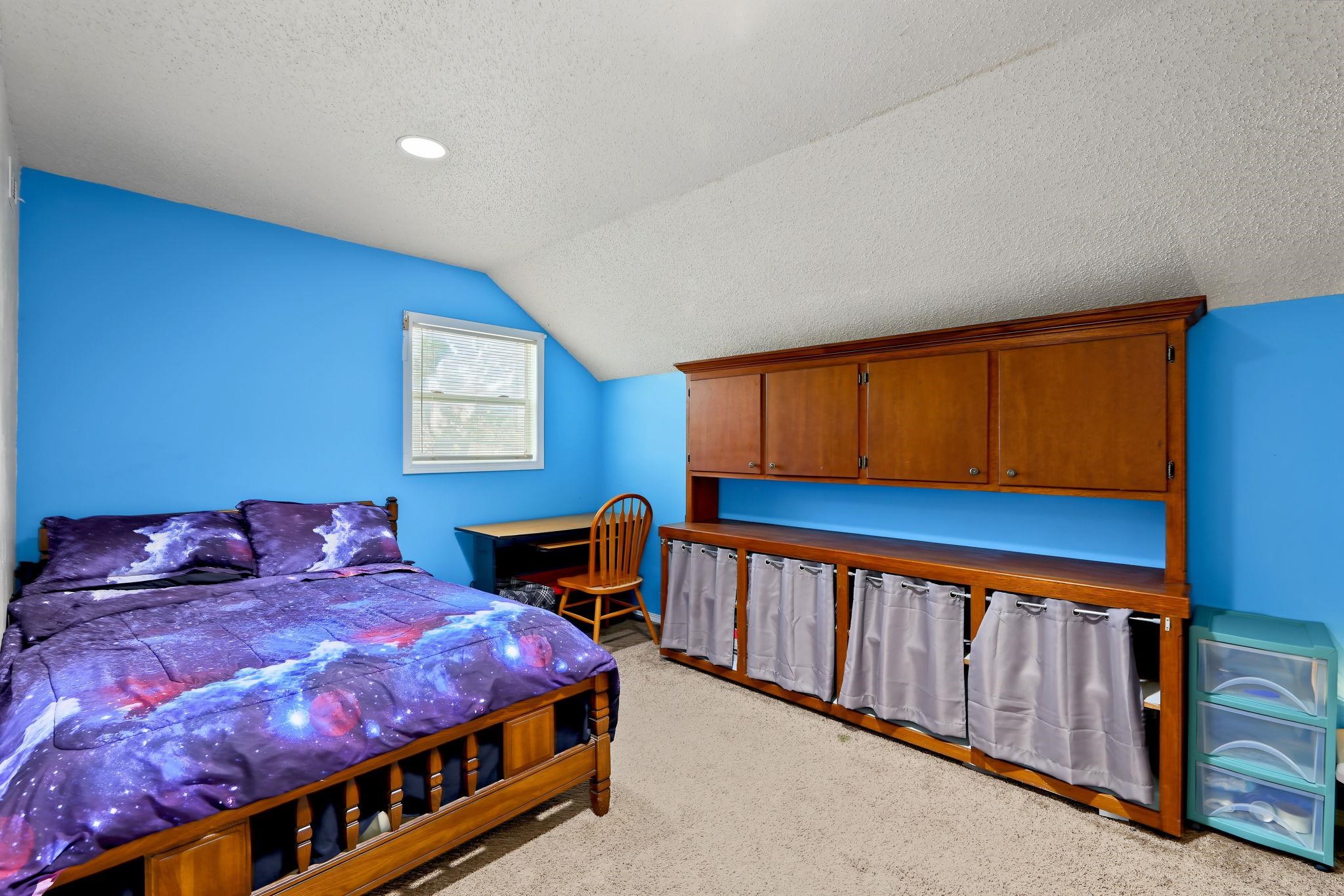 731 Cliff Drive Property Photo 16
