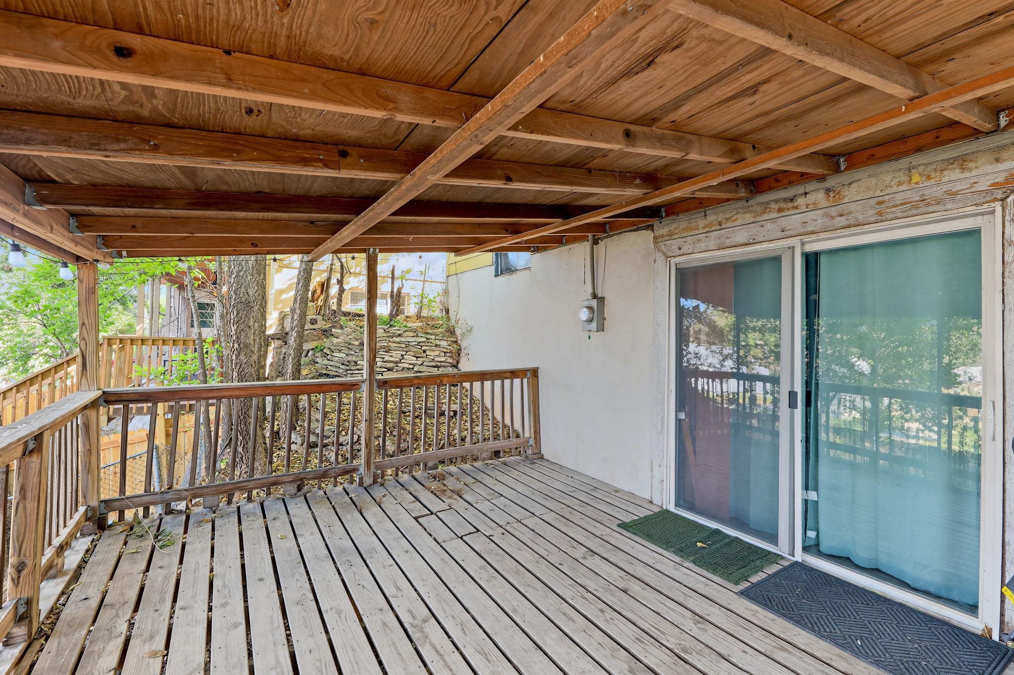 731 Cliff Drive Property Photo 25
