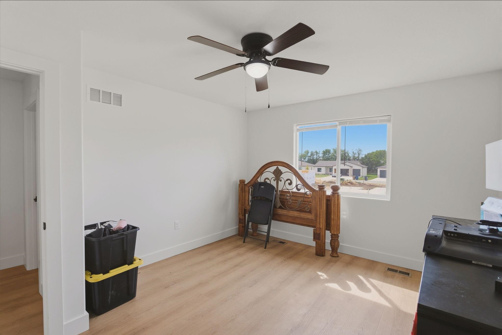 707 E Briarbrook Ln Property Photo 19