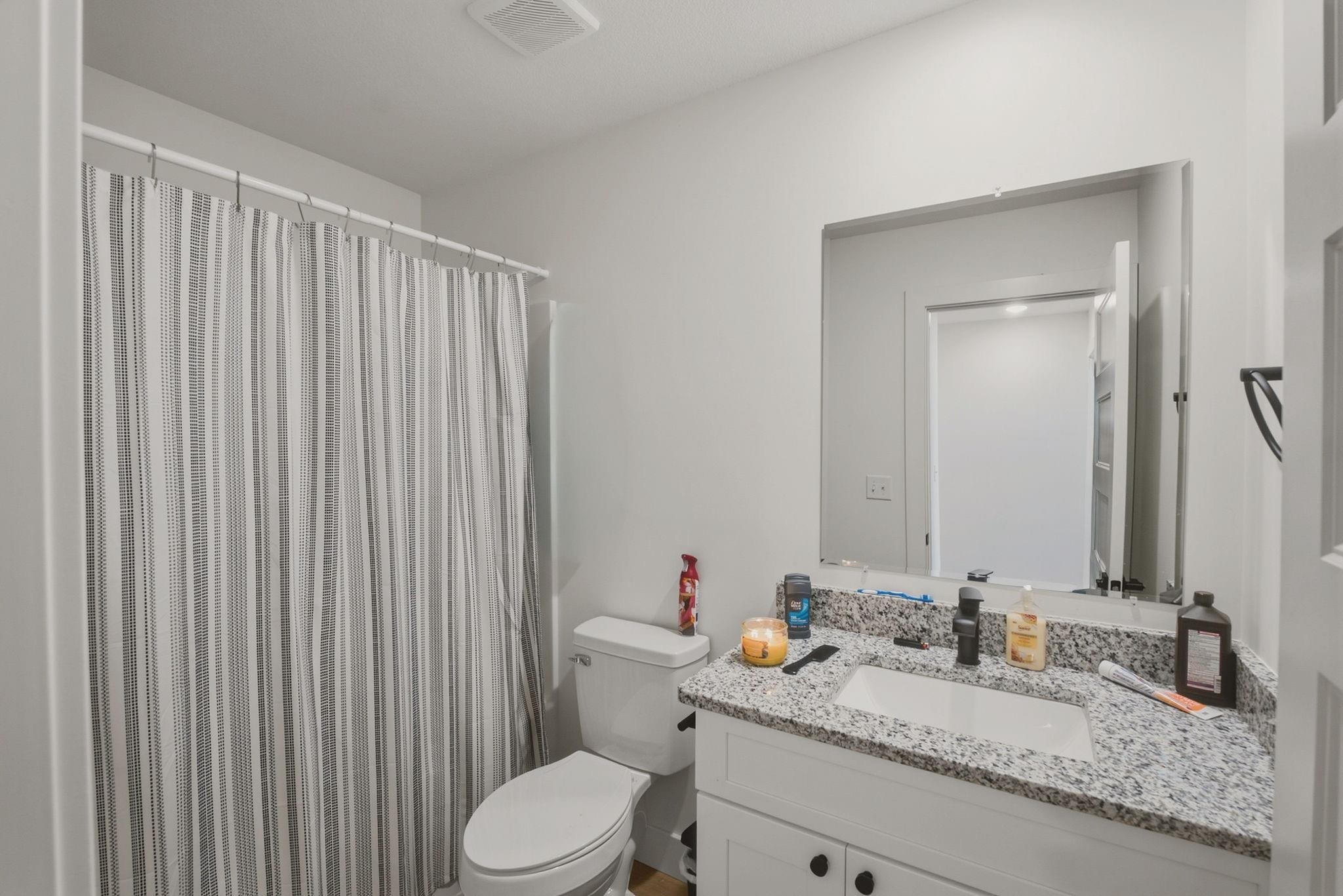 707 E Briarbrook Ln Property Photo 24