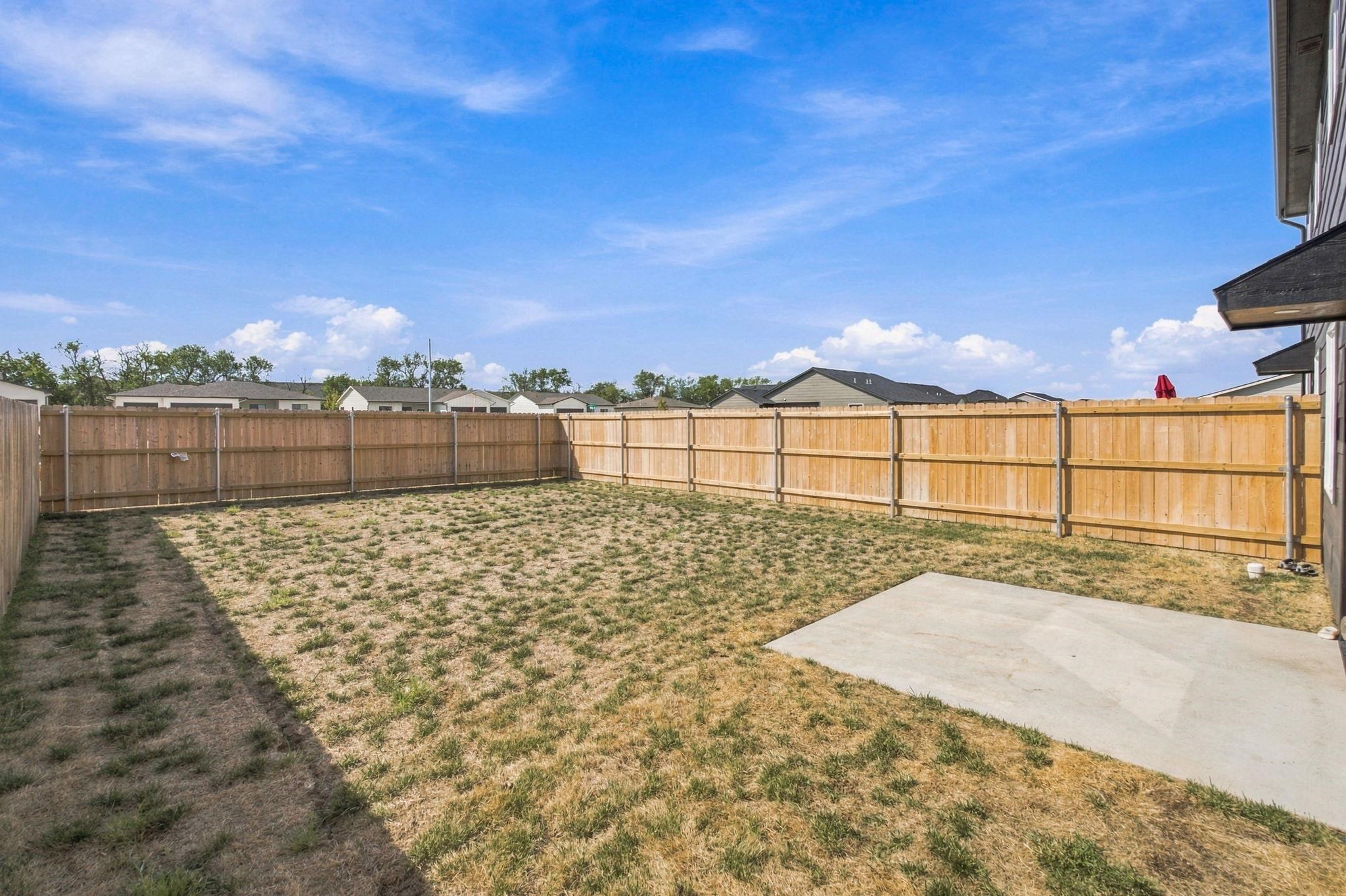 707 E Briarbrook Ln Property Photo 35