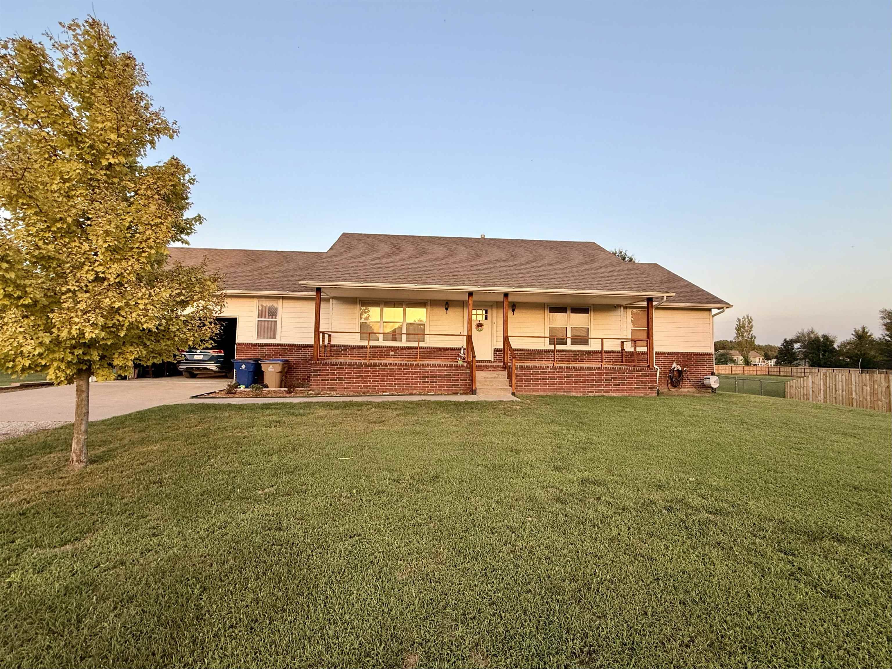 8426 S Minnesota Cir Property Photo 1