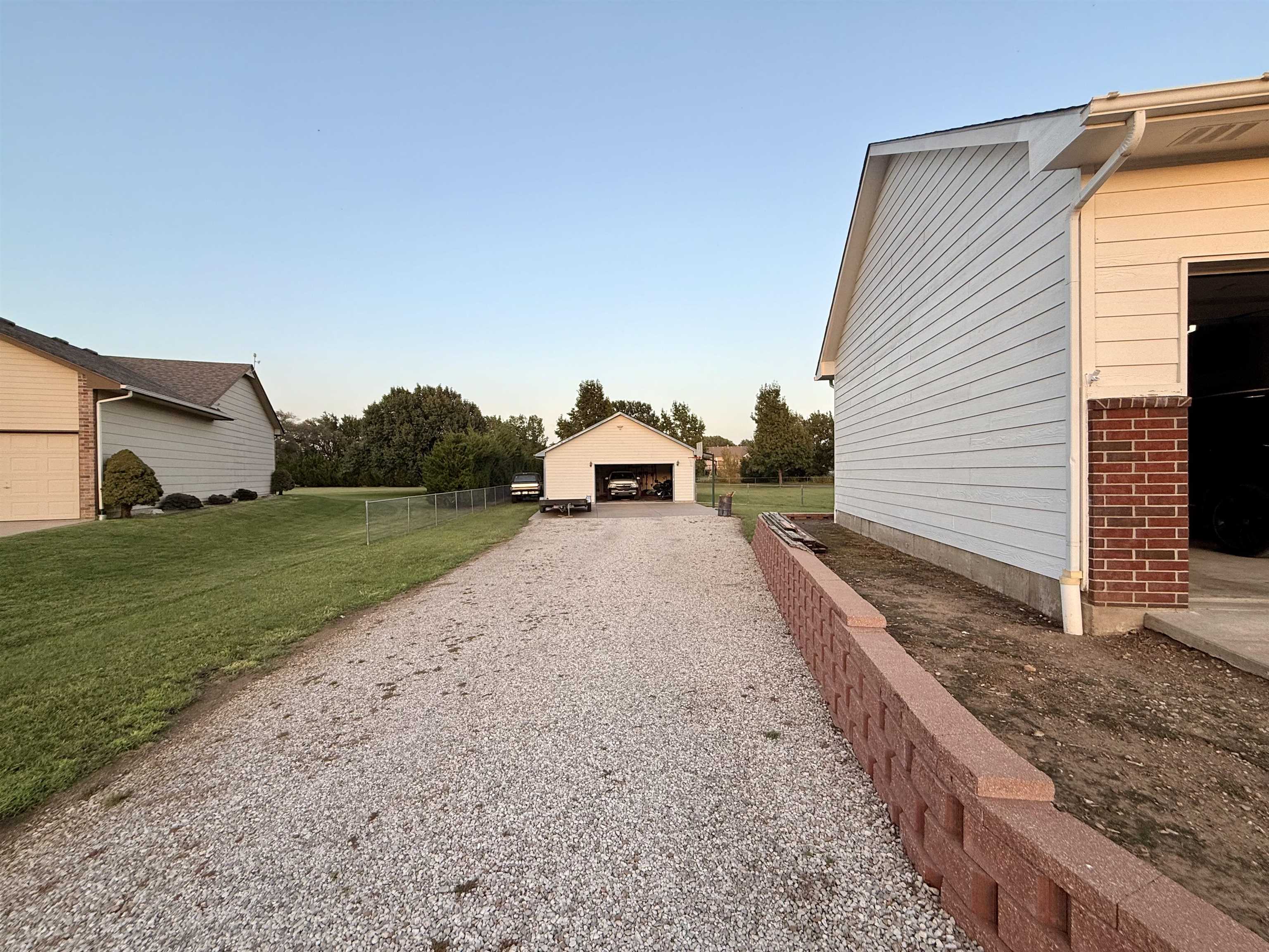 8426 S Minnesota Cir Property Photo 12