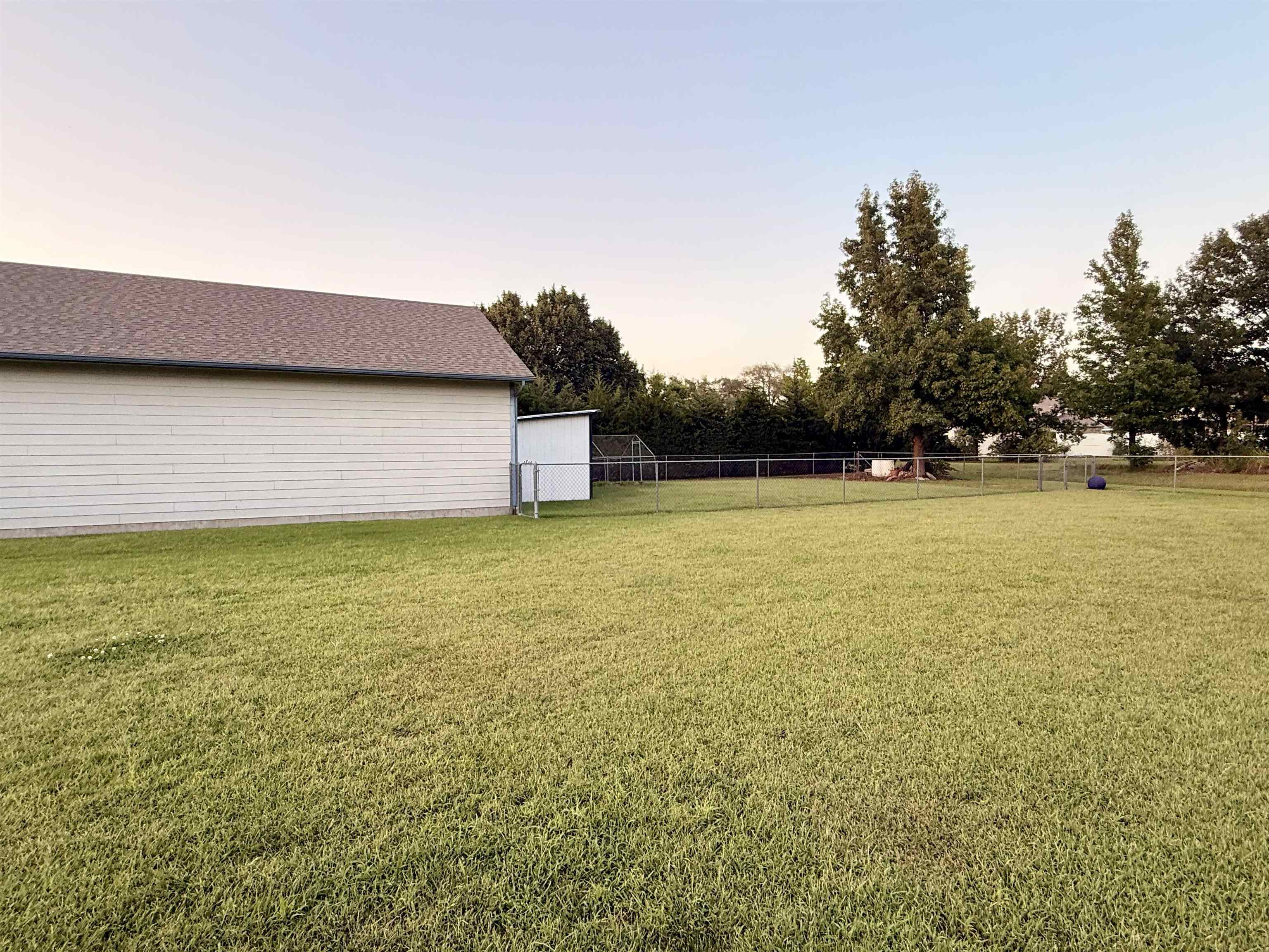 8426 S Minnesota Cir Property Photo 18