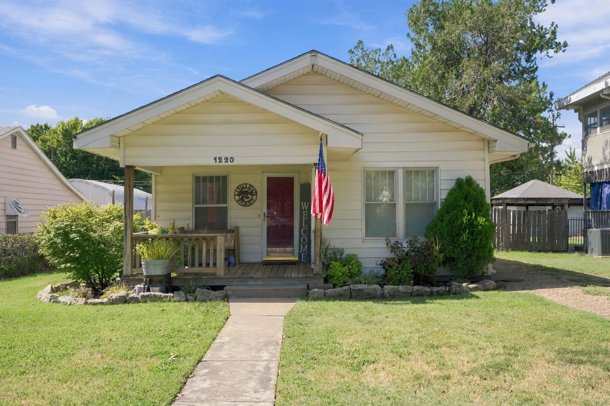 1220 N Washington Property Photo 1