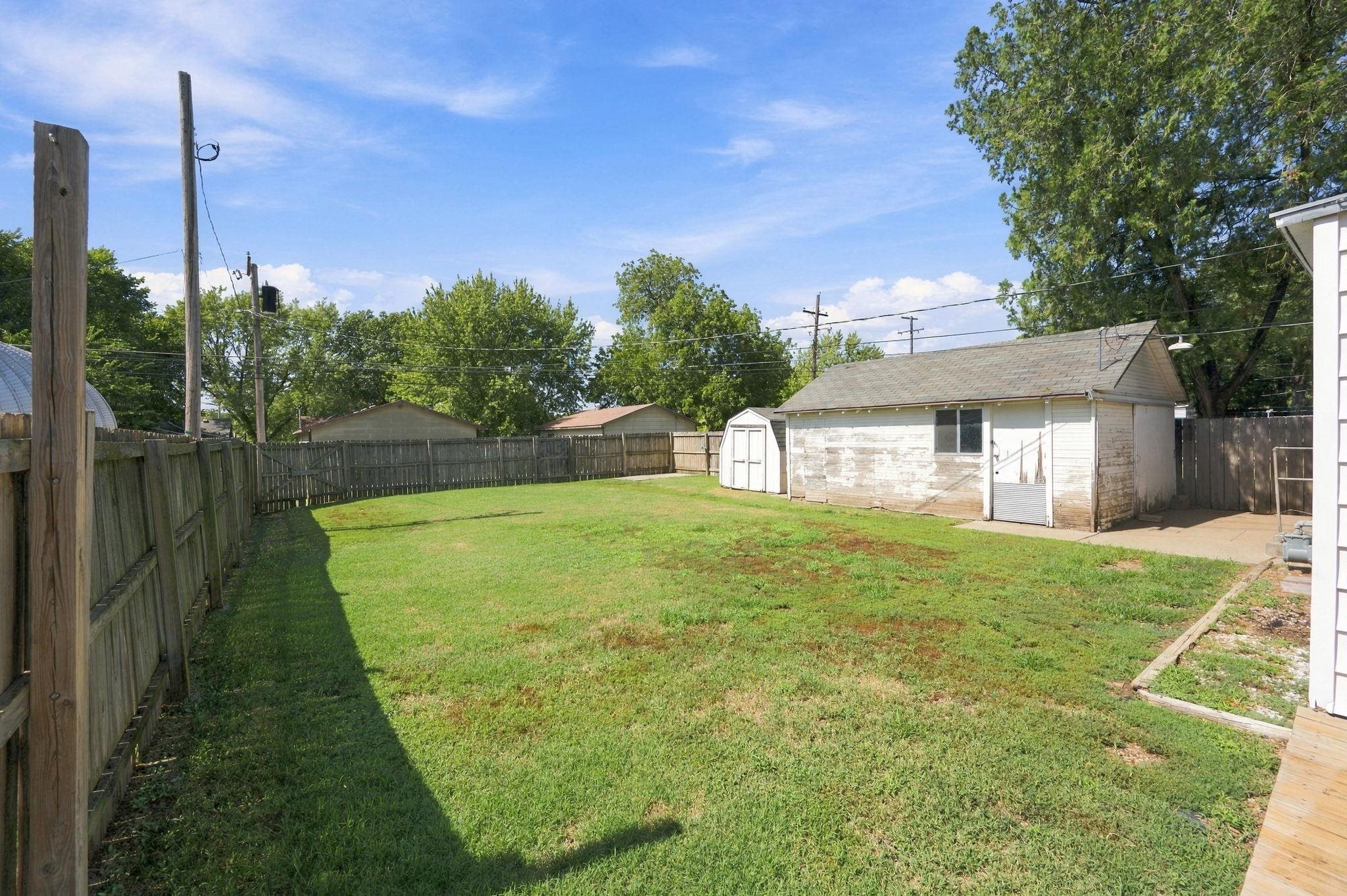 1220 N Washington Property Photo 28