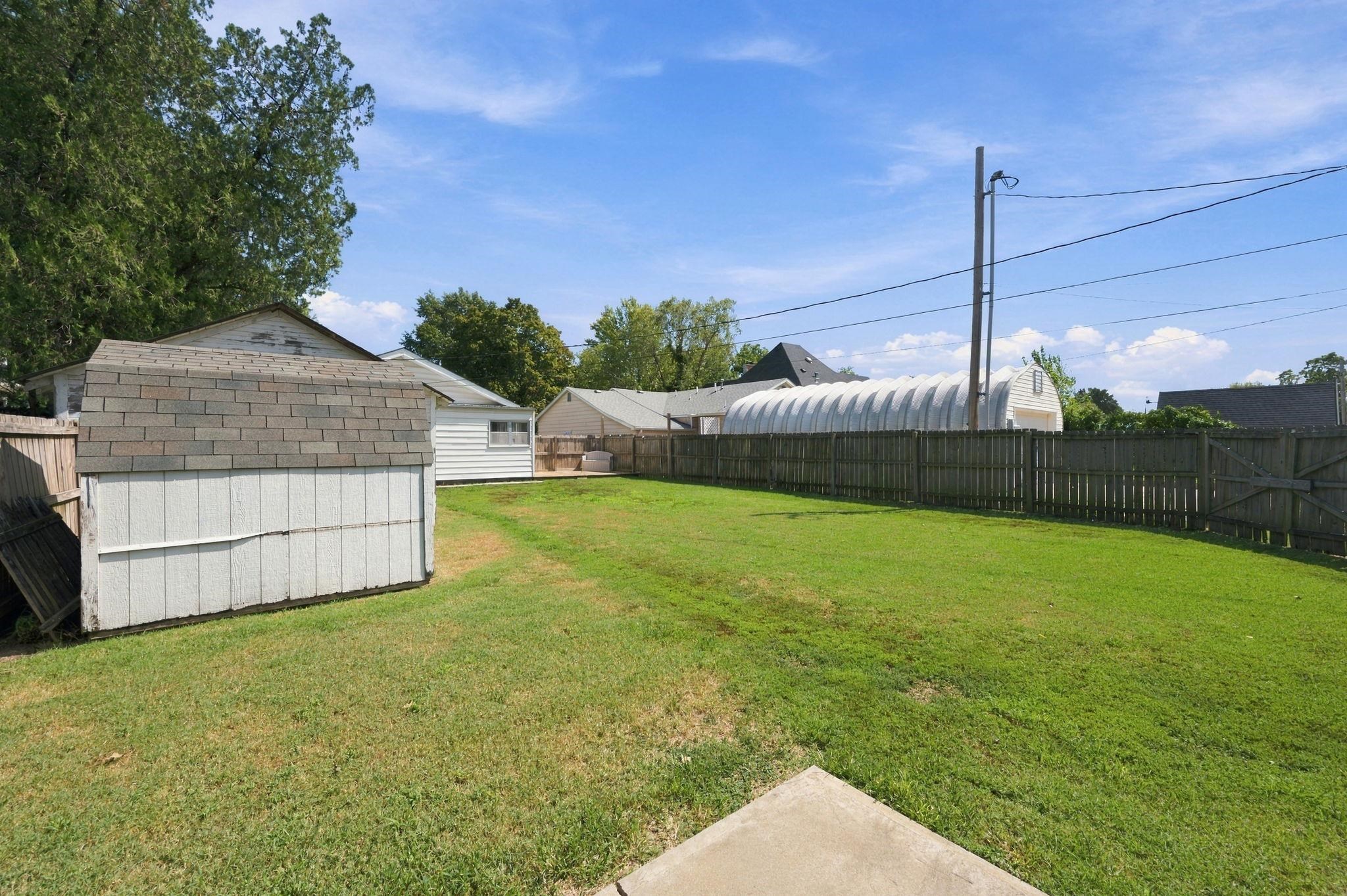 1220 N Washington Property Photo 30