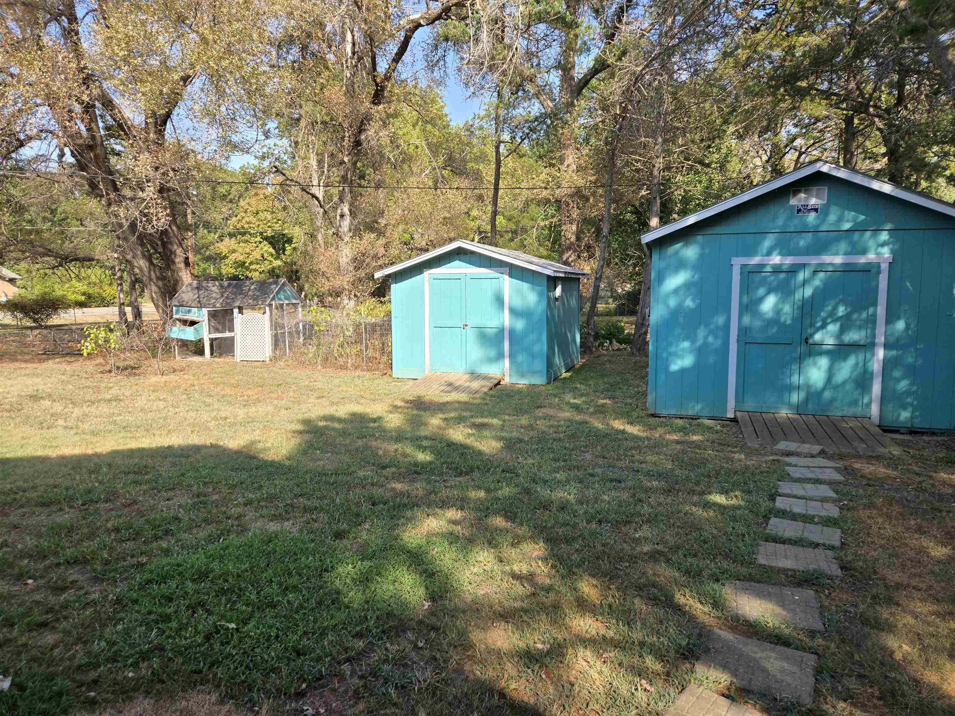 1200 S Keith Ave Property Photo 8