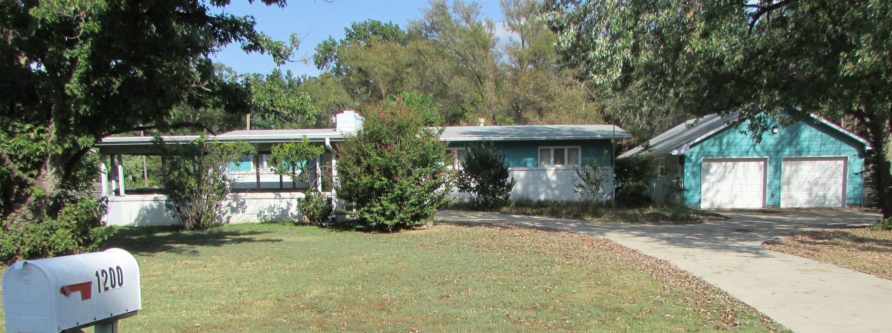 1200 S Keith Ave Property Photo 25