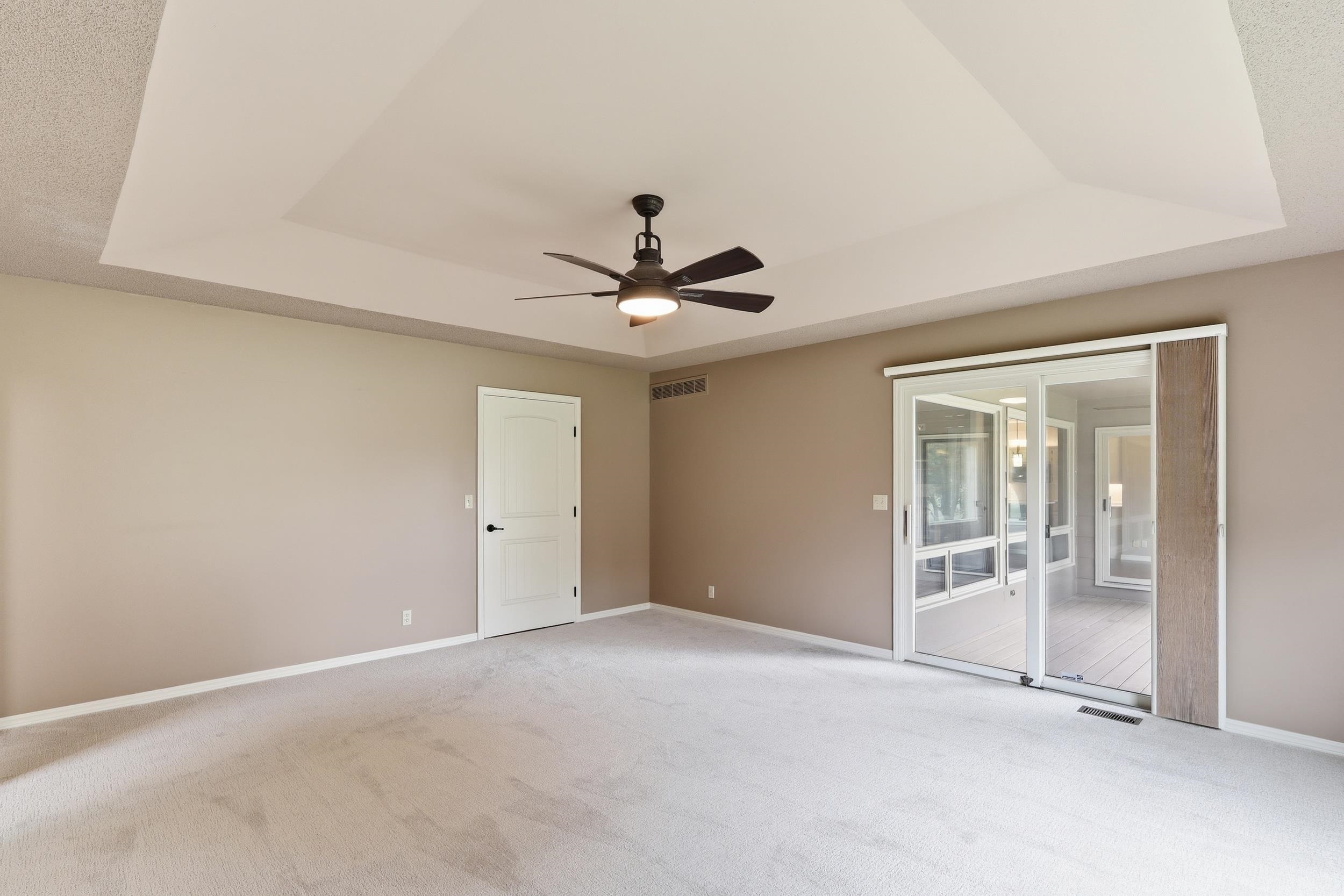 2235 N Tee Time Property Photo 11