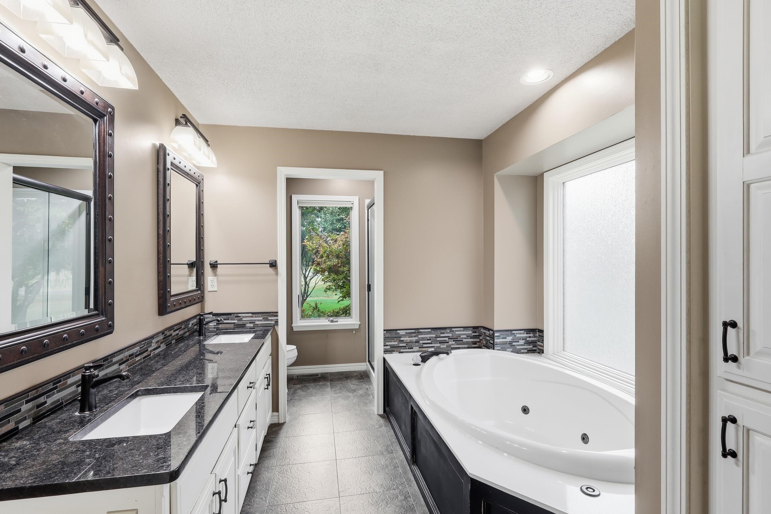 2235 N Tee Time Property Photo 13