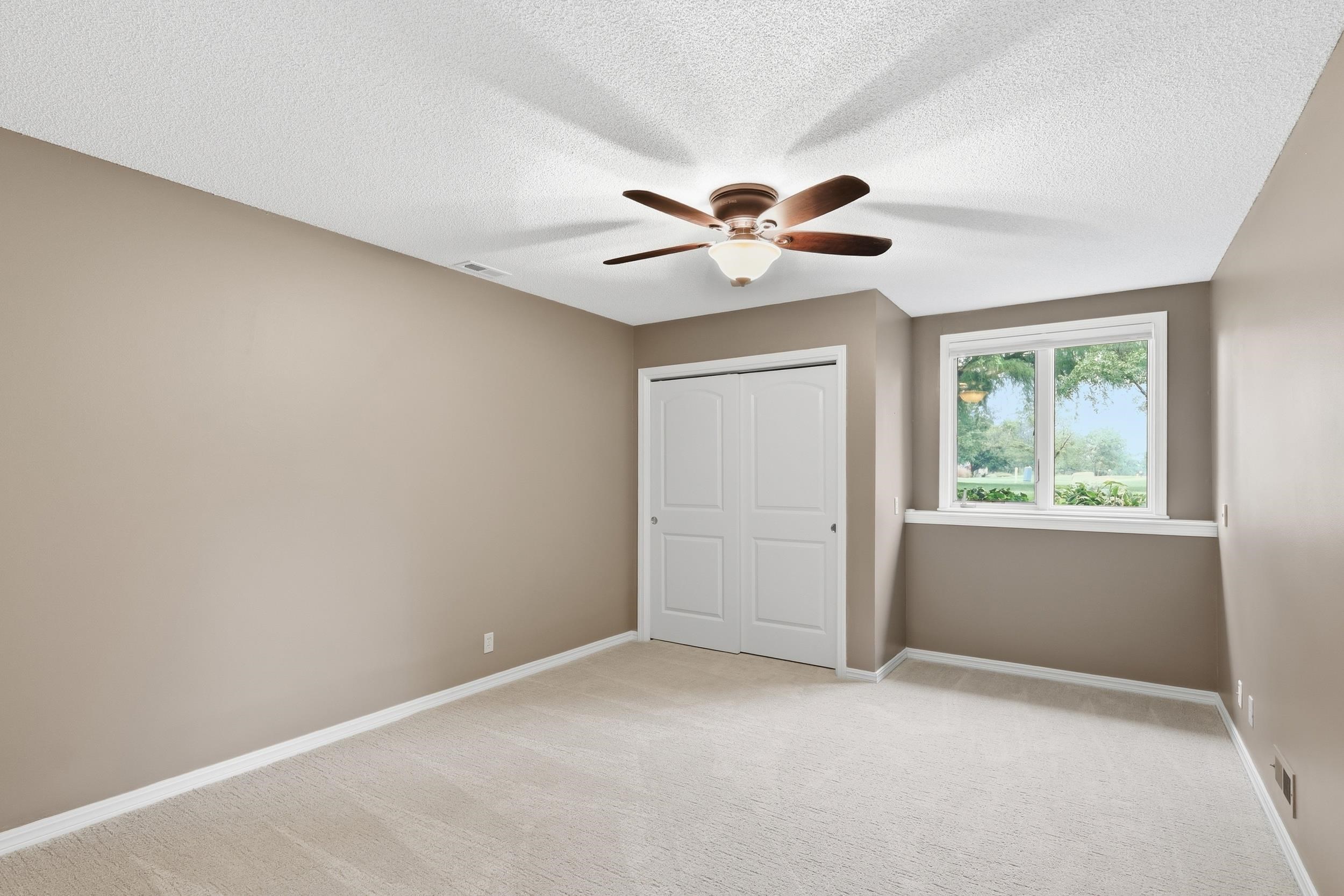 2235 N Tee Time Property Photo 18