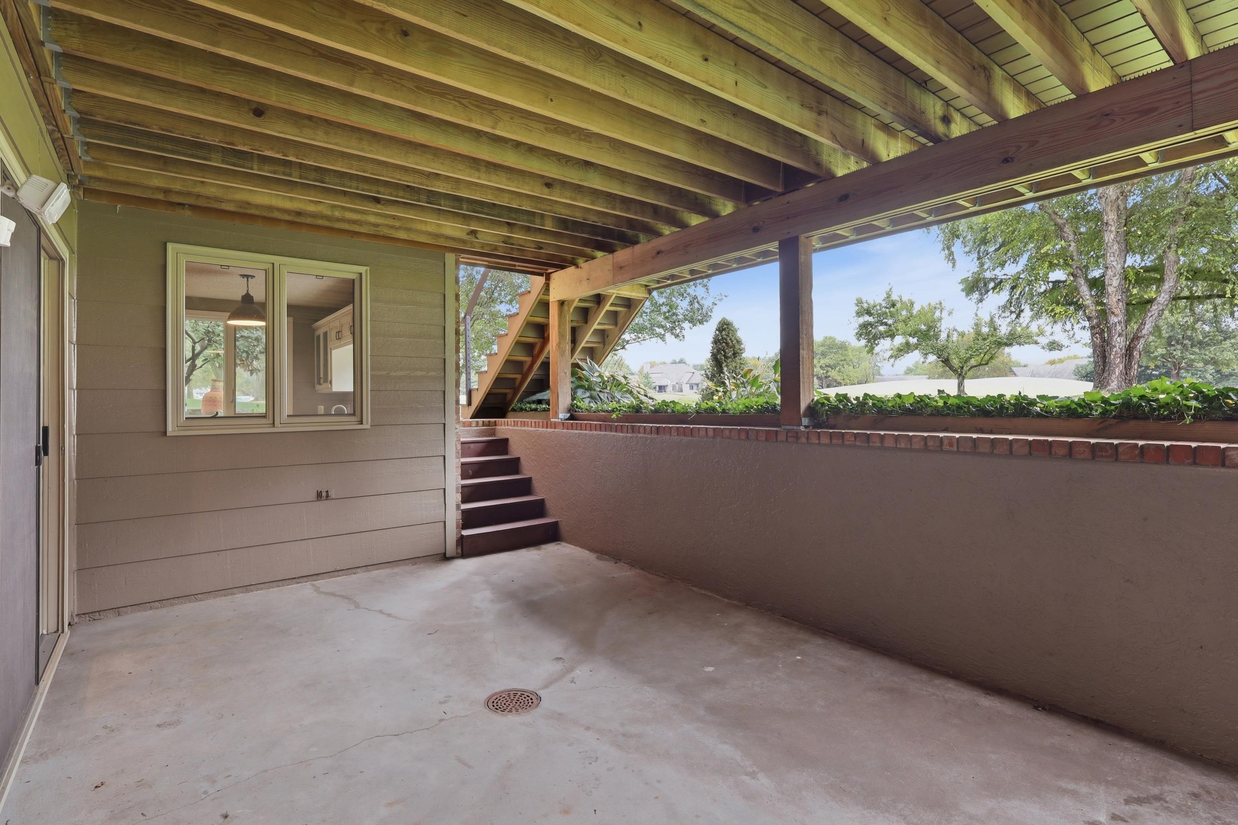 2235 N Tee Time Property Photo 29