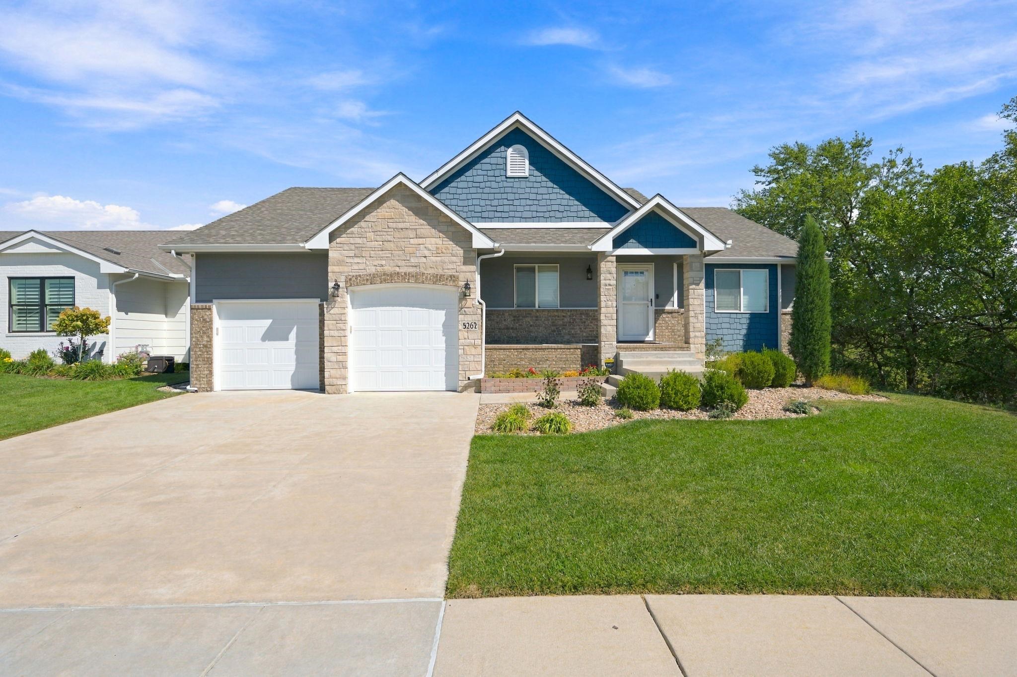 5262 N Rock Springs St. Property Photo 1