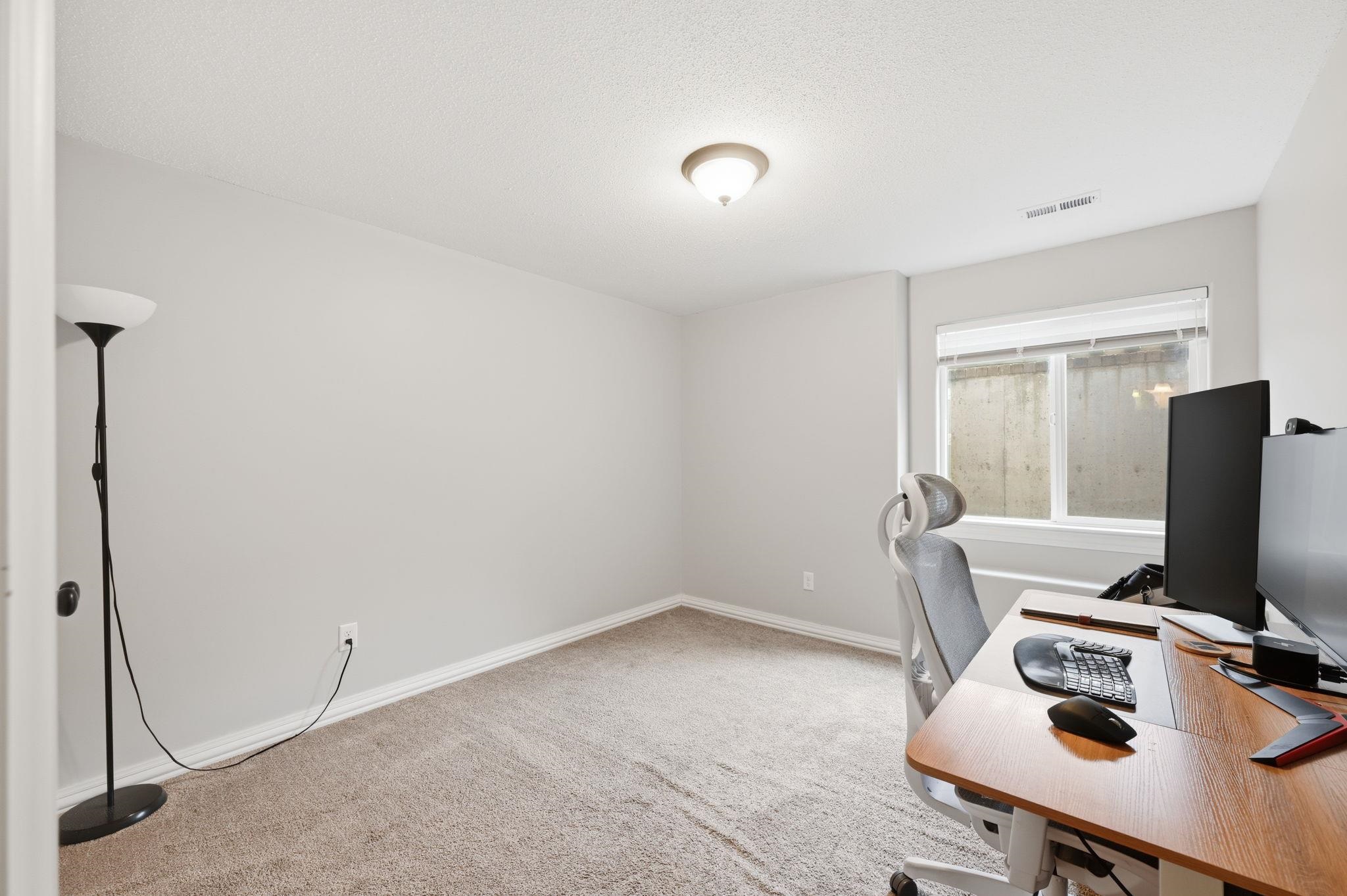 5262 N Rock Springs St. Property Photo 24