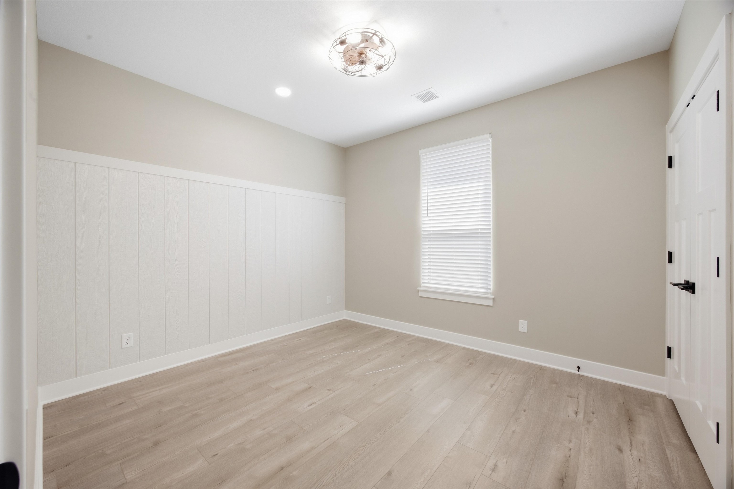 1434 S Monument St Property Photo 25