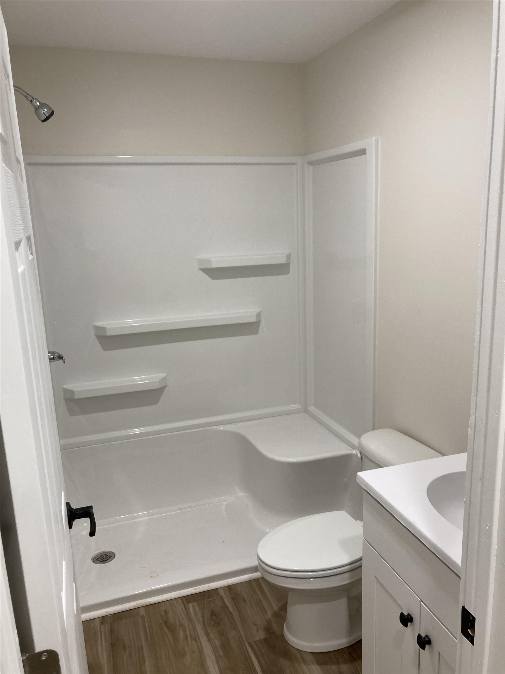 1601 E Del Mar Property Photo 7