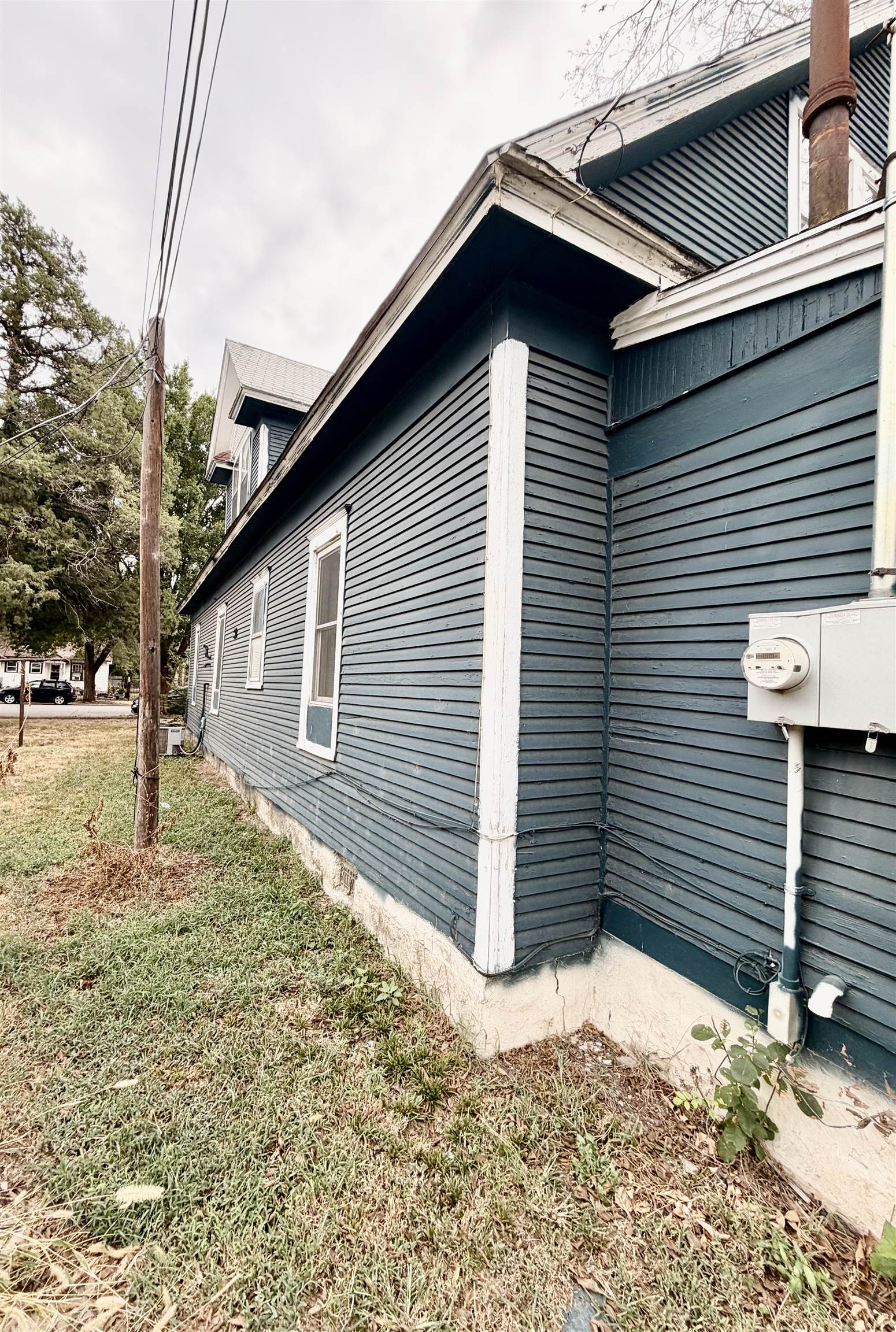 905 S Emporia Property Photo 17