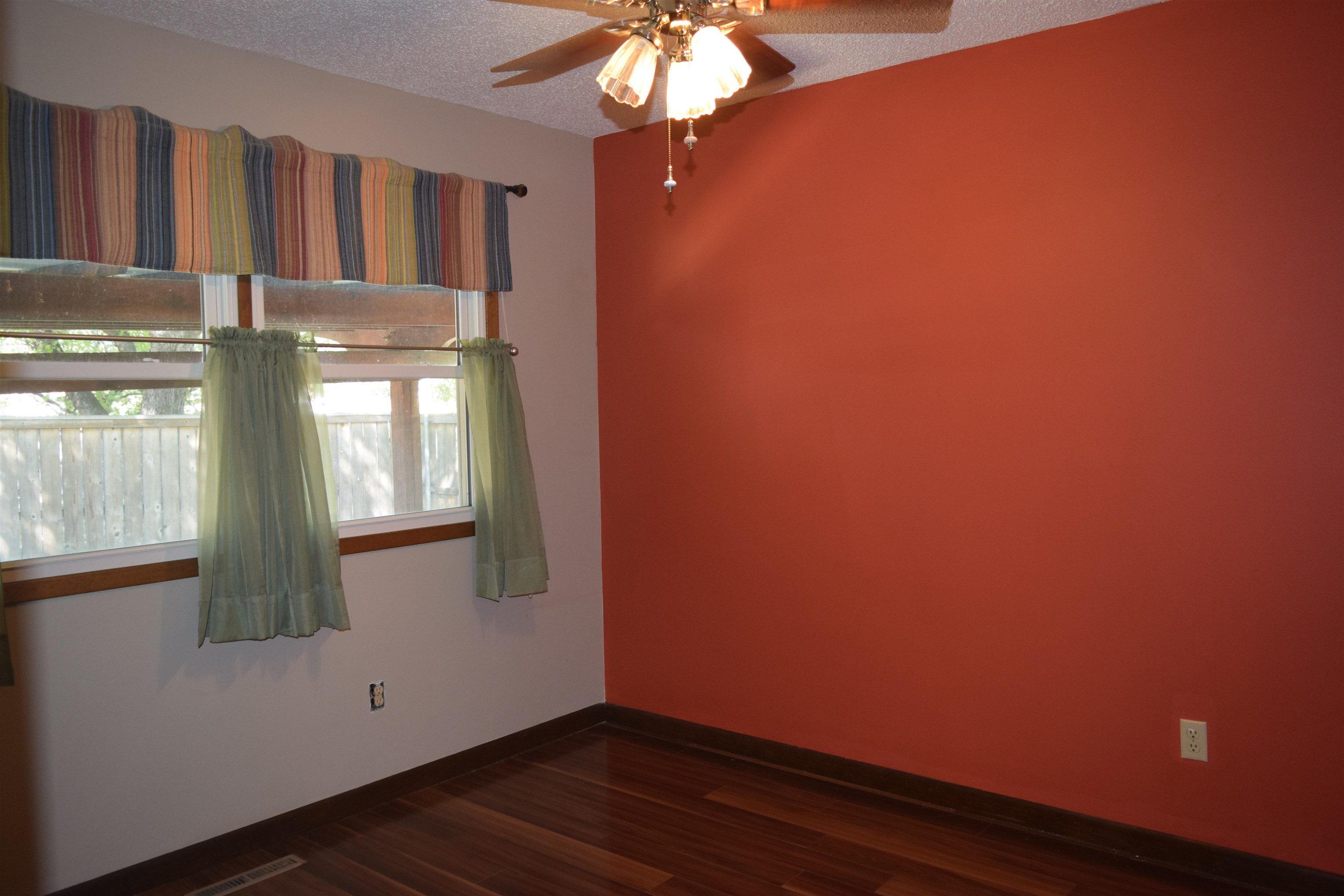 1933 N Reca Property Photo 15