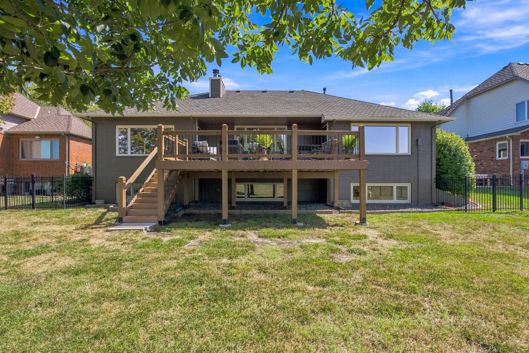 4245 N Ironwood St. Property Photo 31