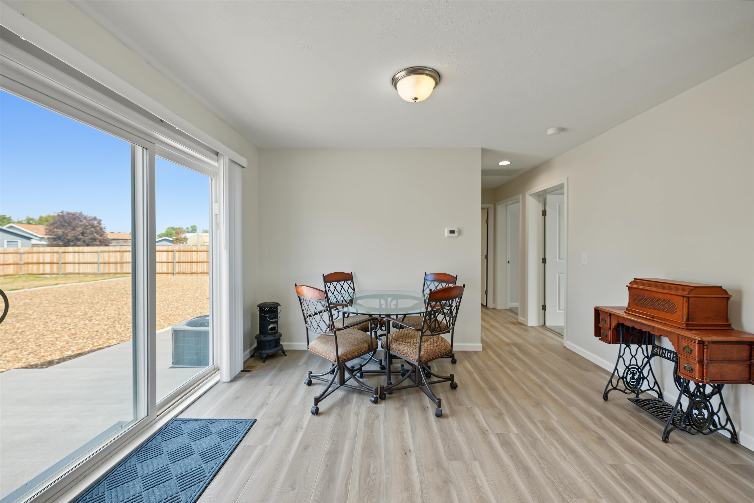 125 S Lindblad Dr. Property Photo 18