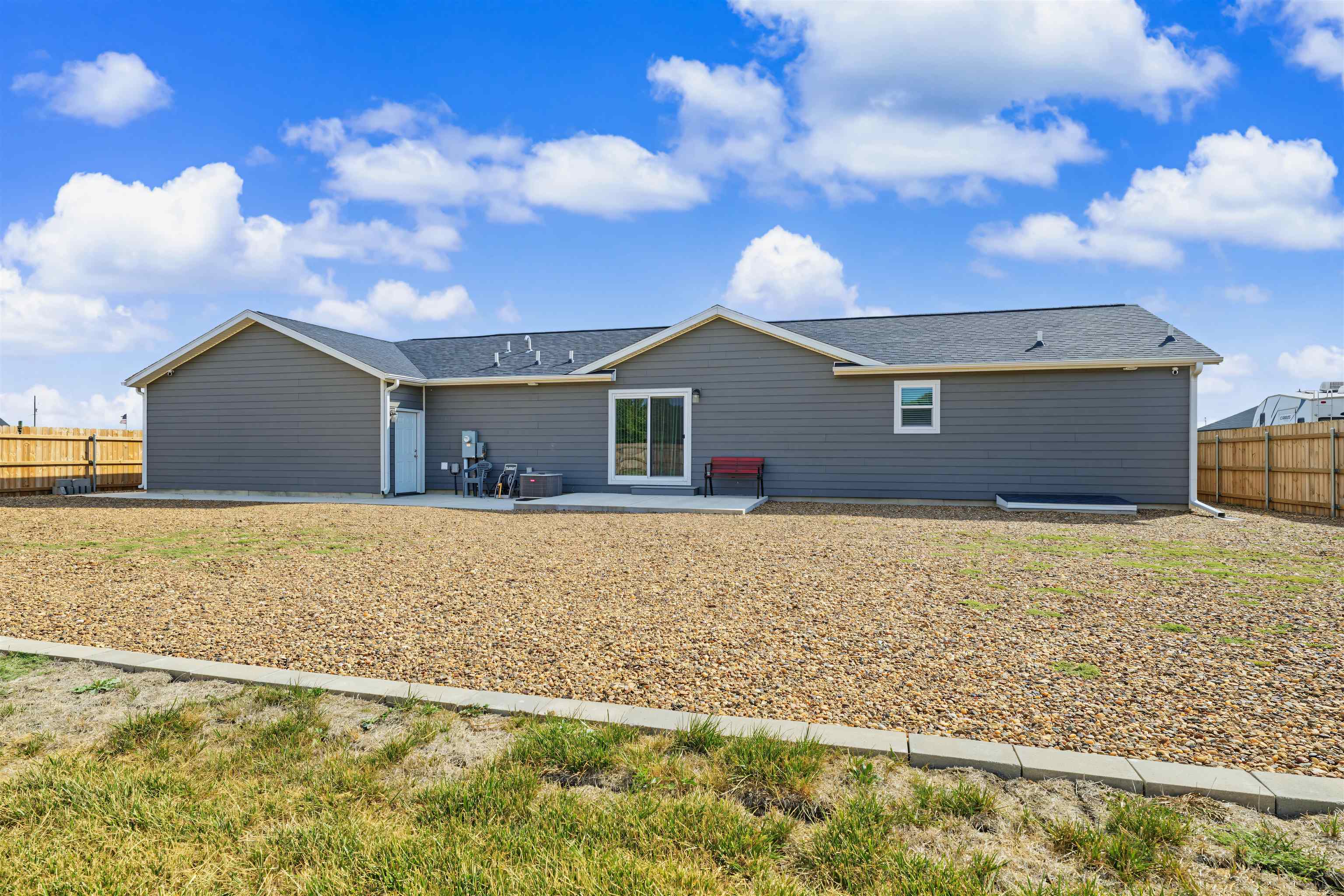 125 S Lindblad Dr. Property Photo 28