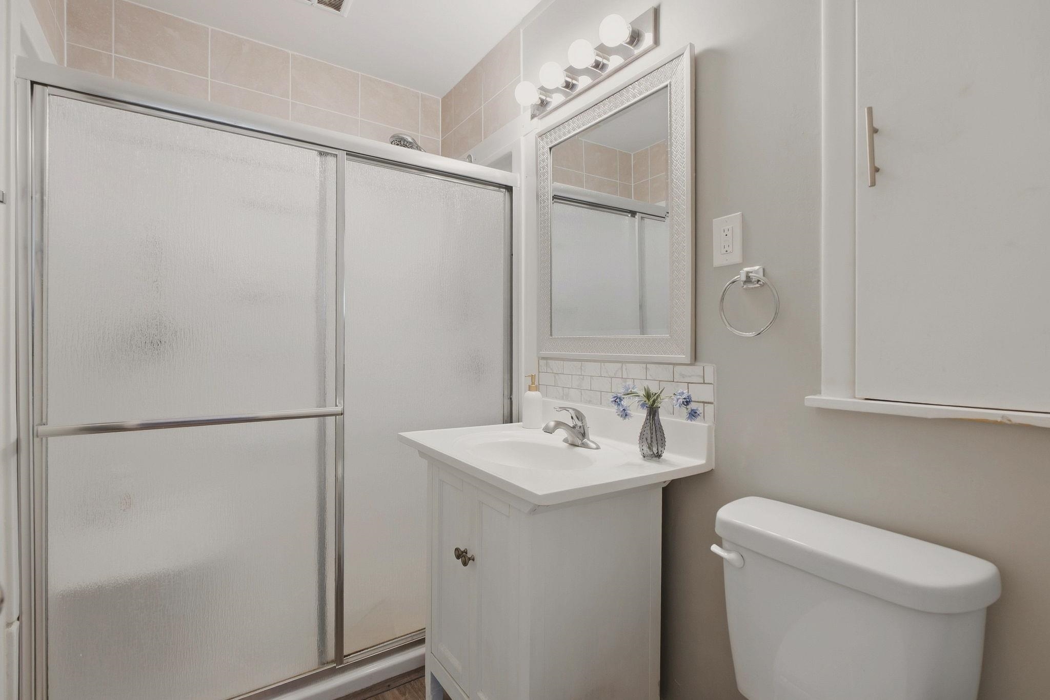 2916 S Bennett Property Photo 16