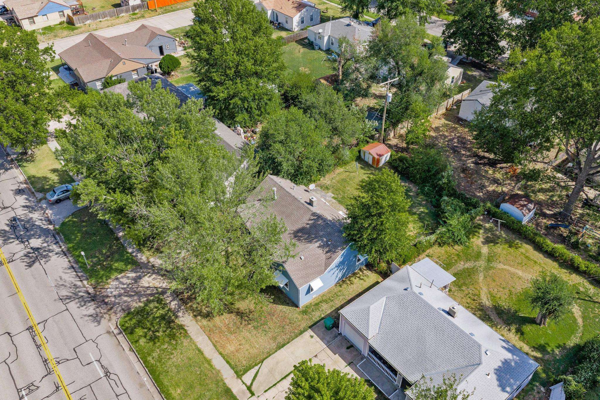 822 S Edgemoor St Property Photo 35