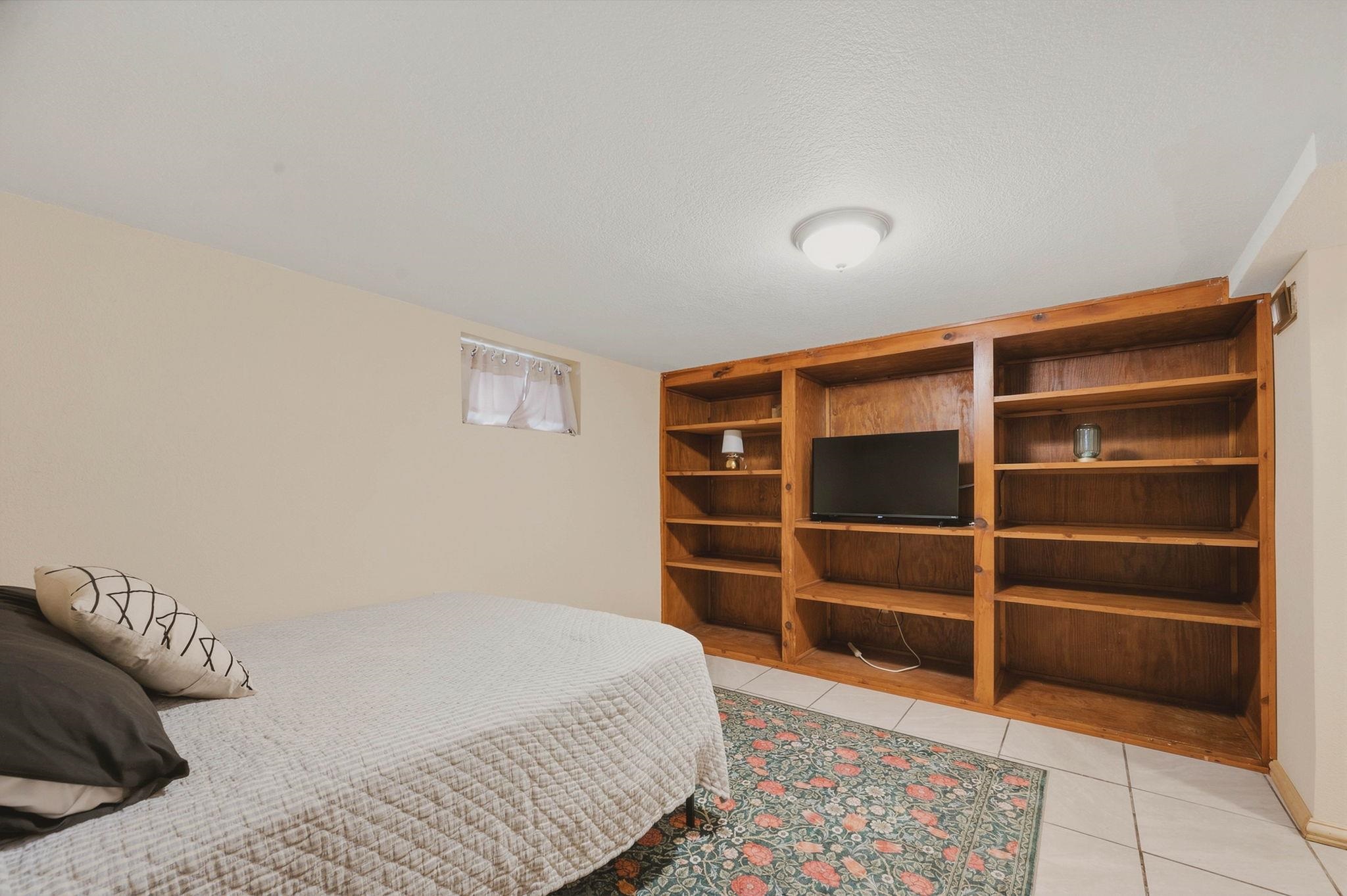 202 N Vine Property Photo 14