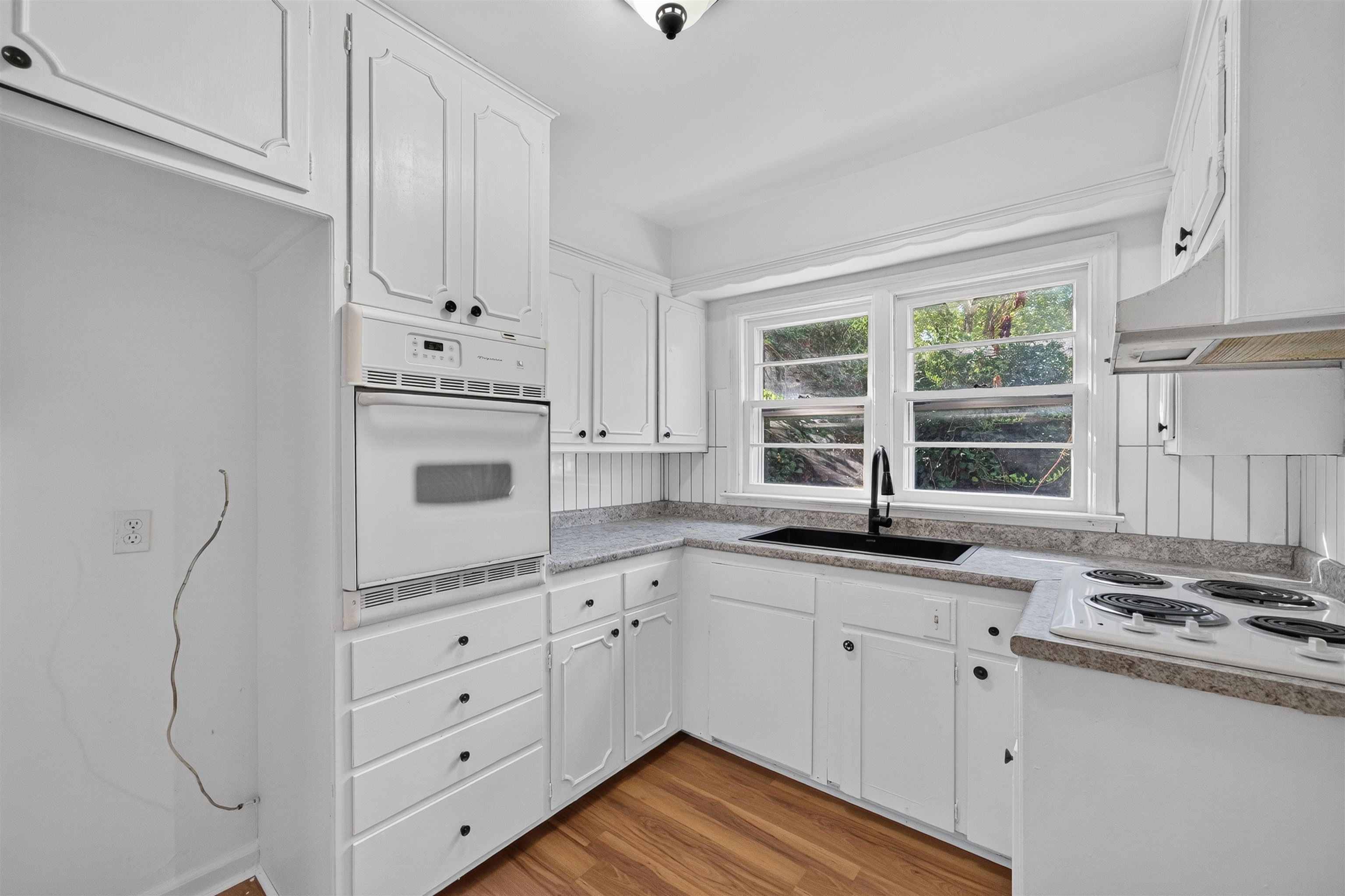 850 N Chautauqua Ave Property Photo 10