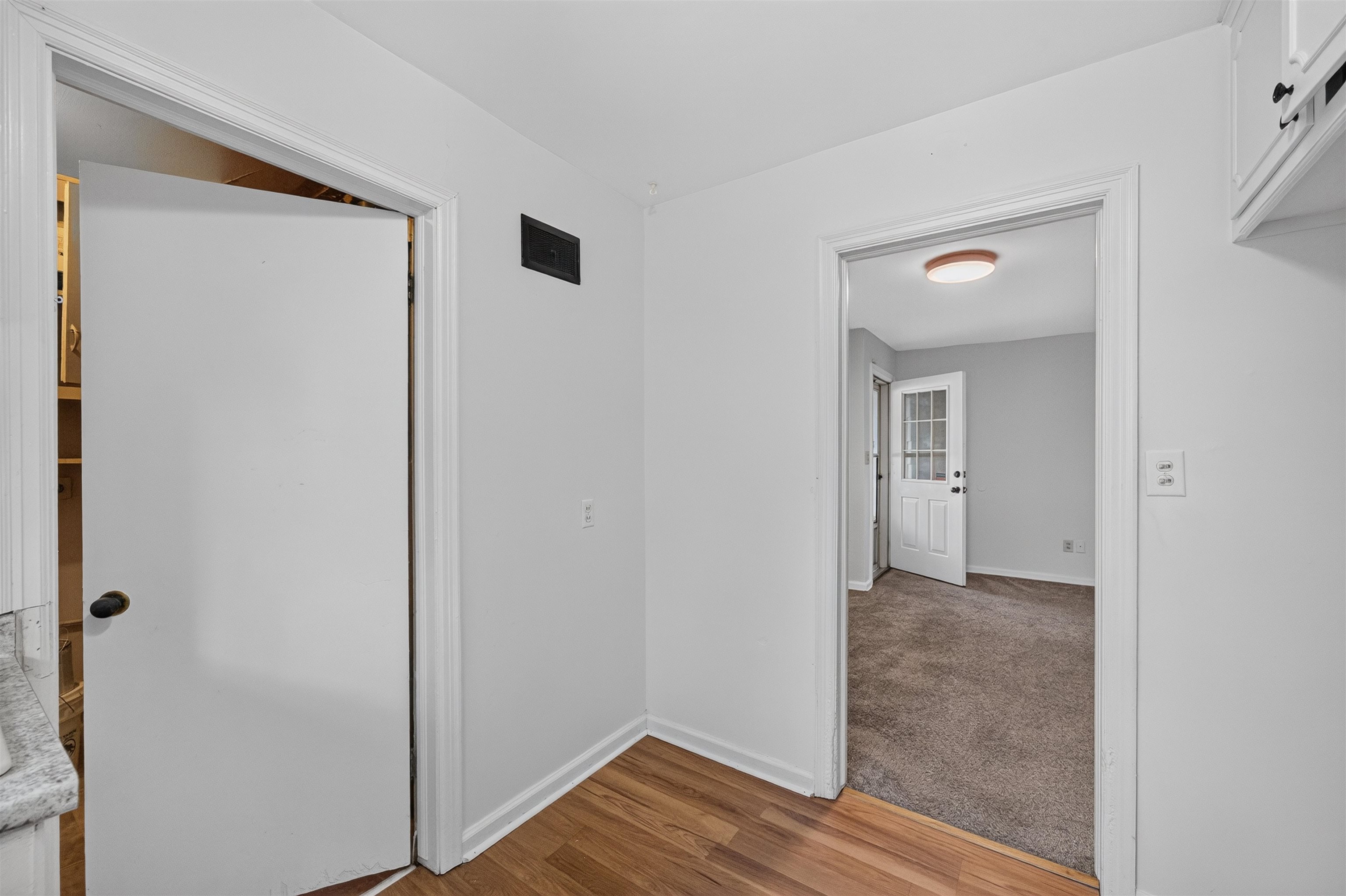 850 N Chautauqua Ave Property Photo 11