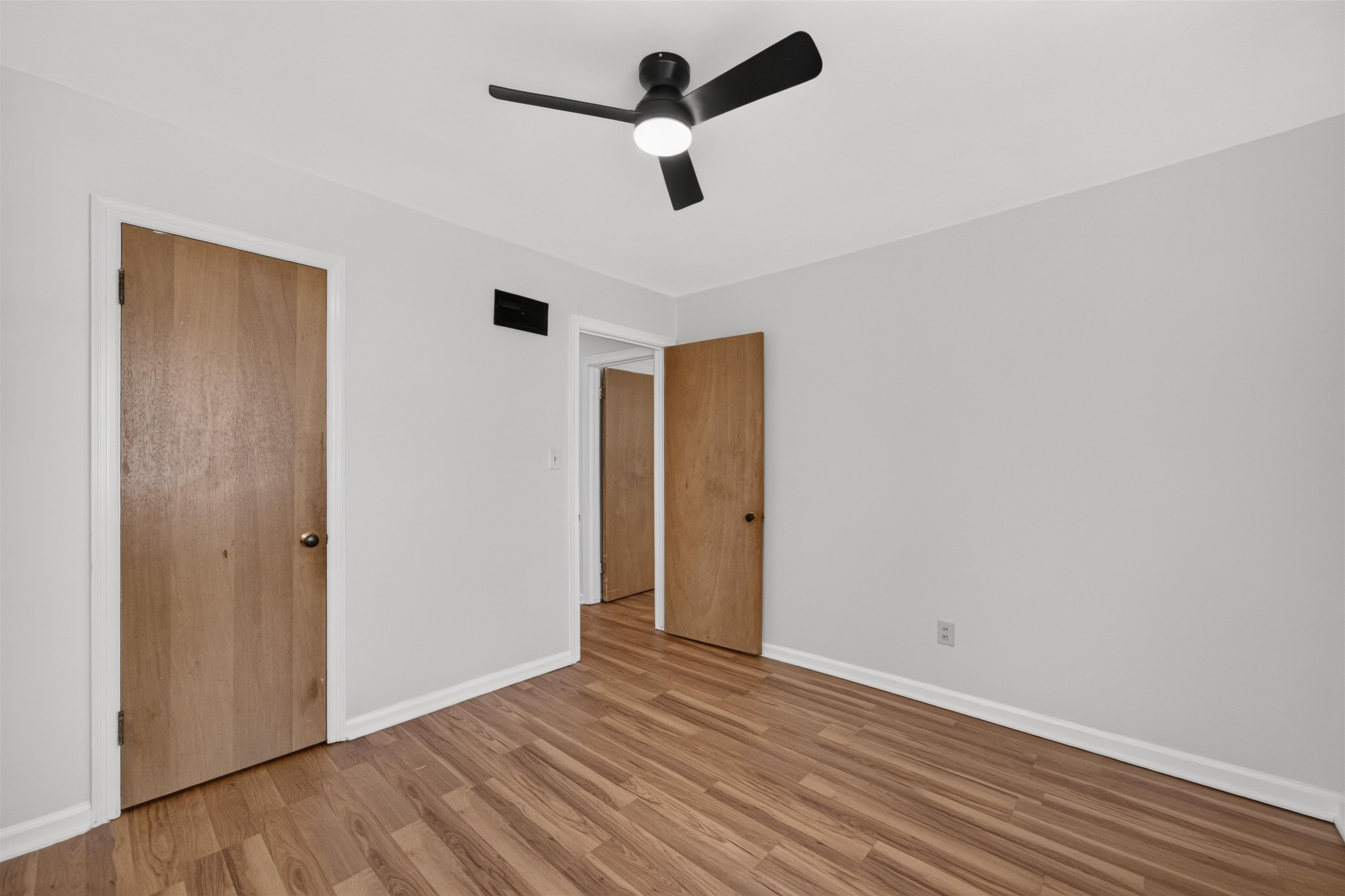 850 N Chautauqua Ave Property Photo 16