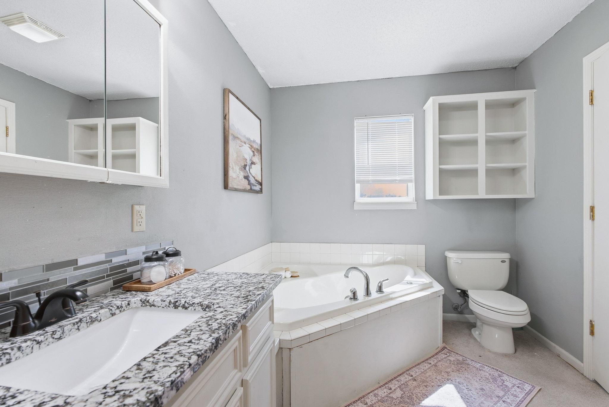 806 W Goldie St Property Photo 12