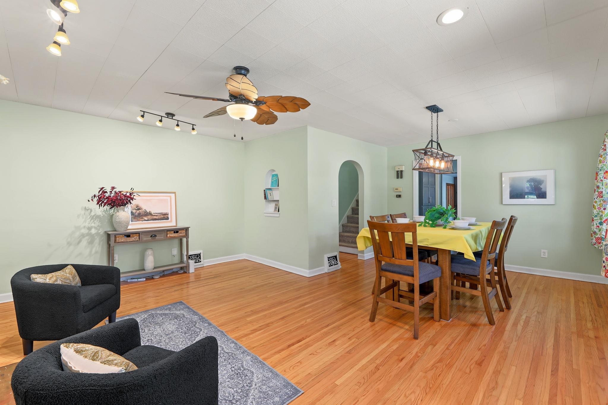 155 N Bleckley Property Photo 11