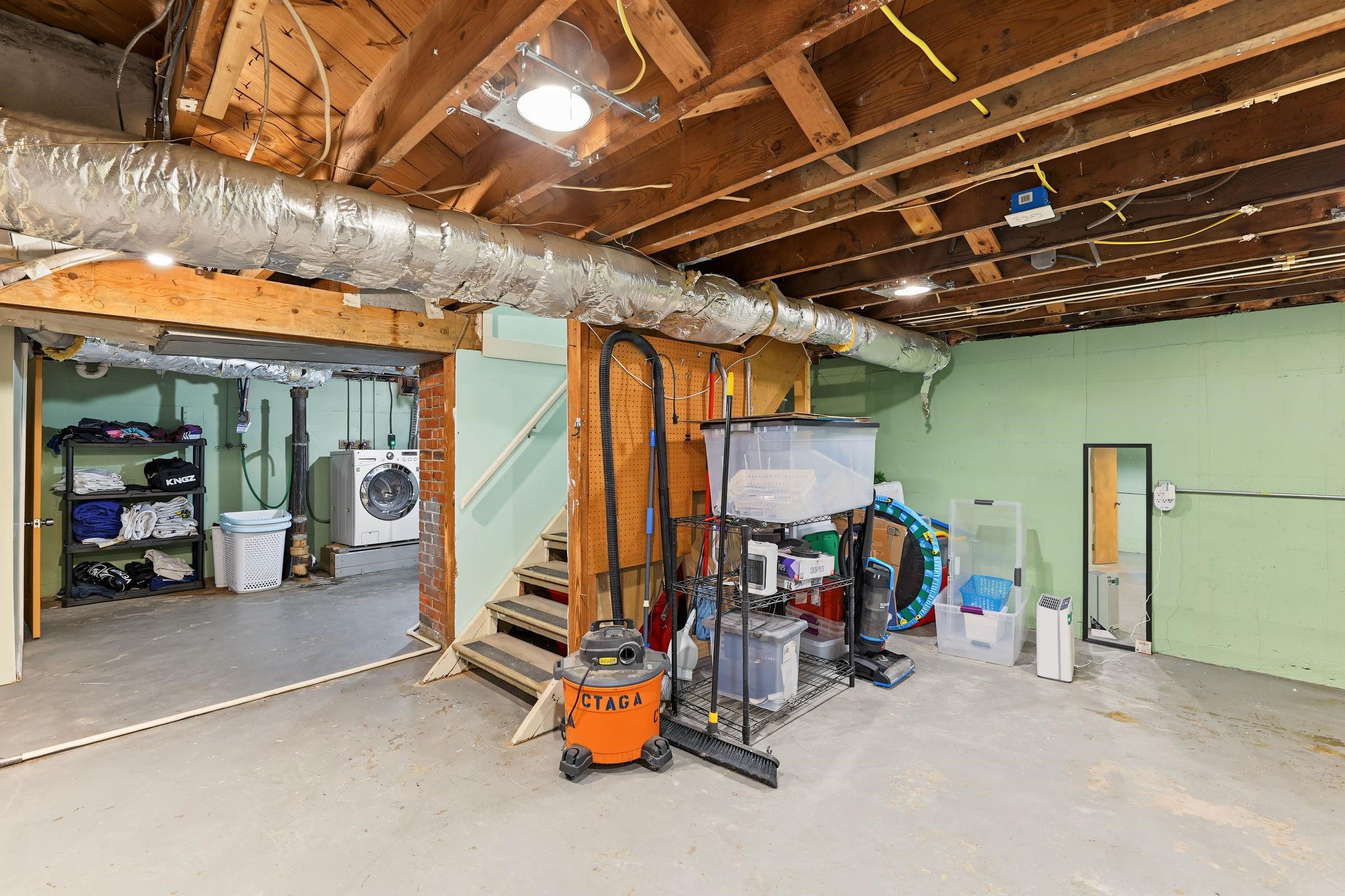 155 N Bleckley Property Photo 31