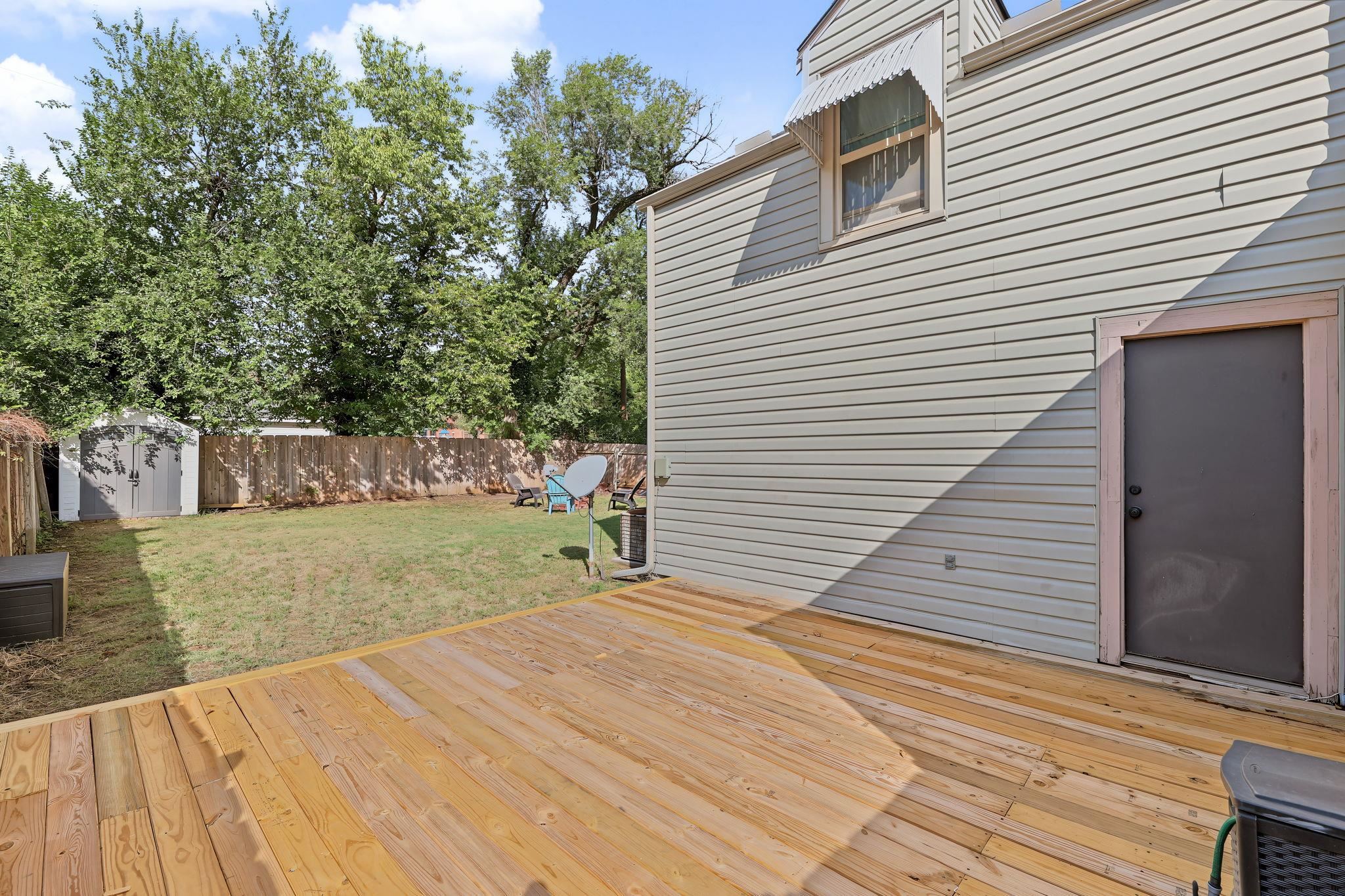 155 N Bleckley Property Photo 35