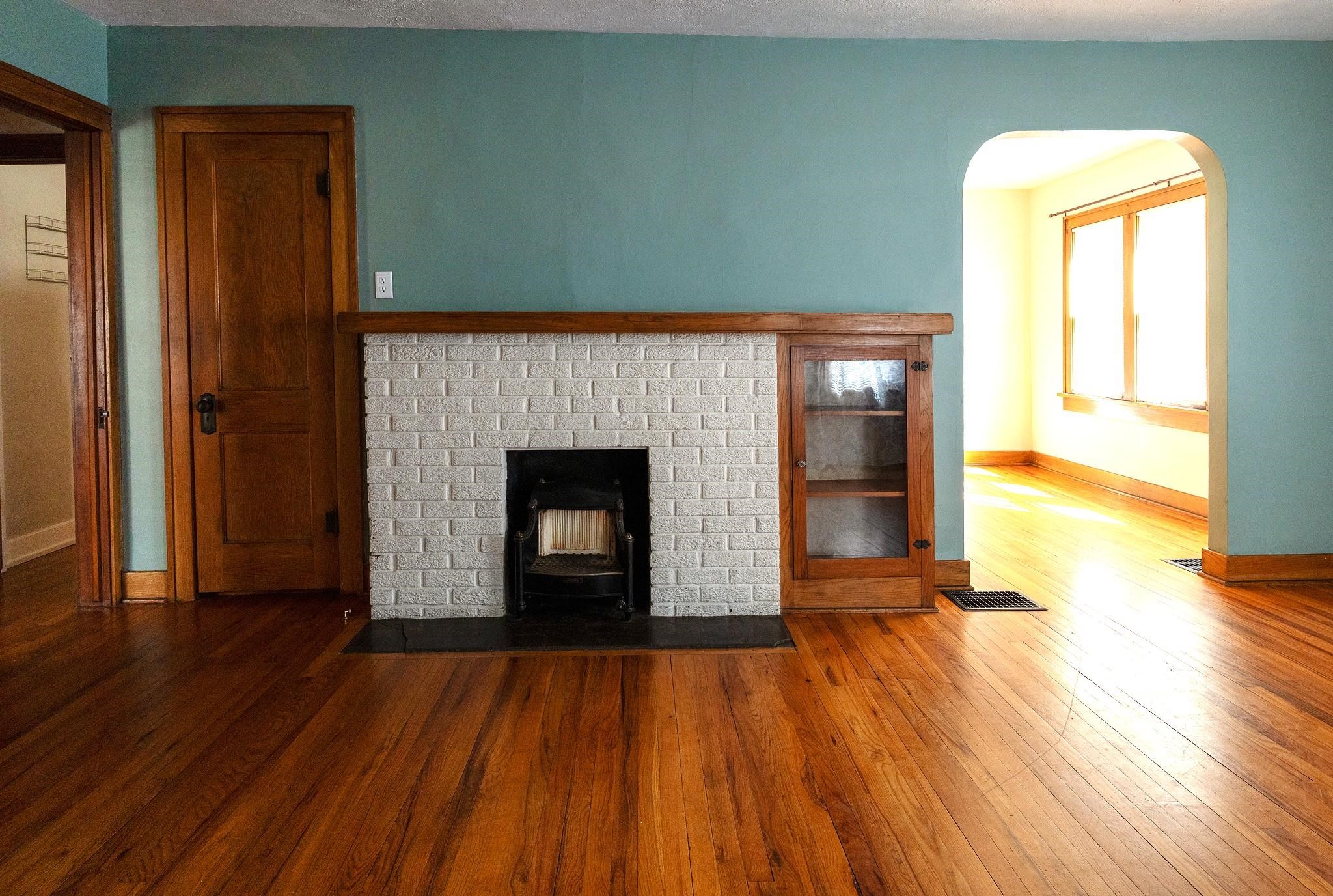 810 S Madison Ave Property Photo 3