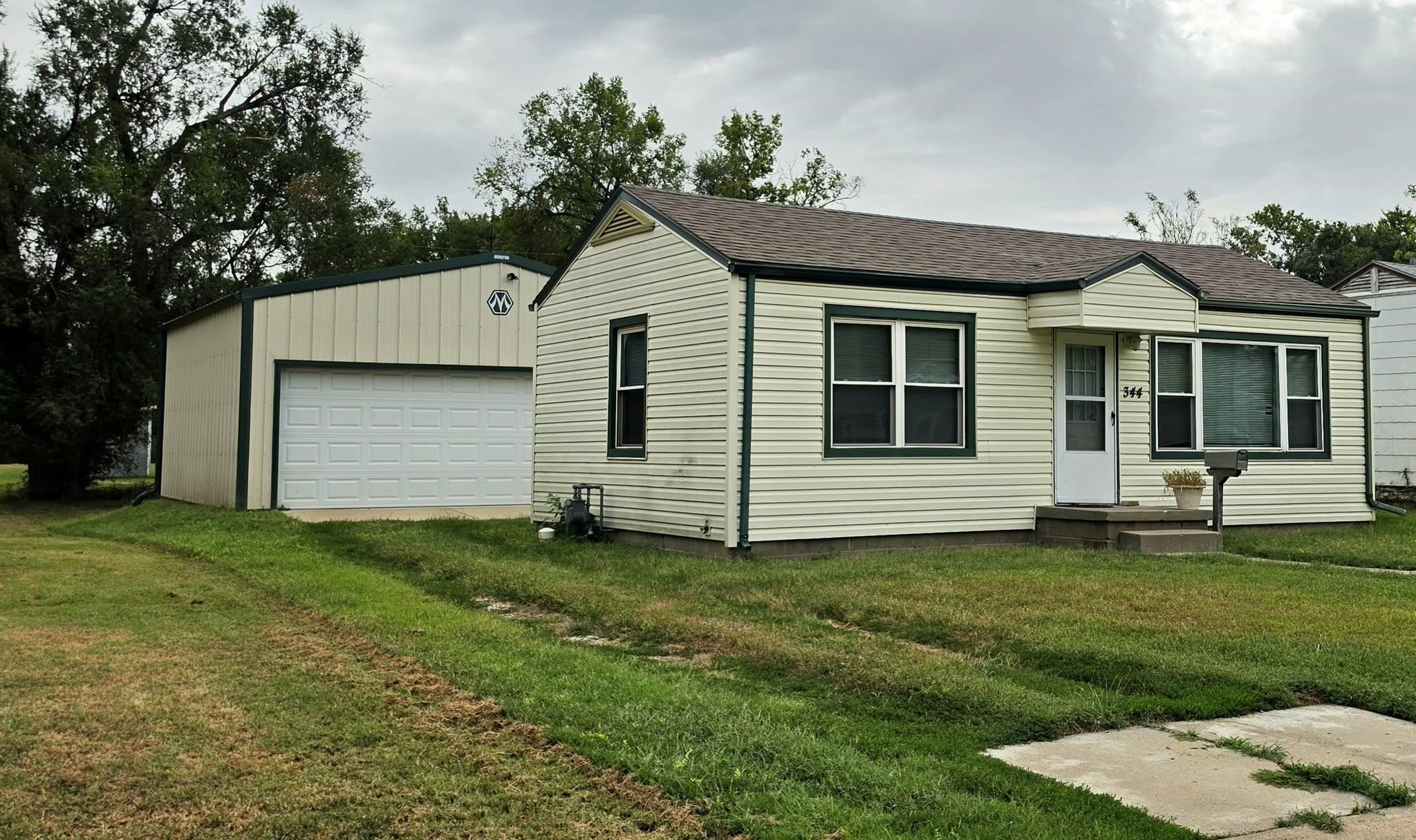 344 N Kansas Ave. Property Photo 1