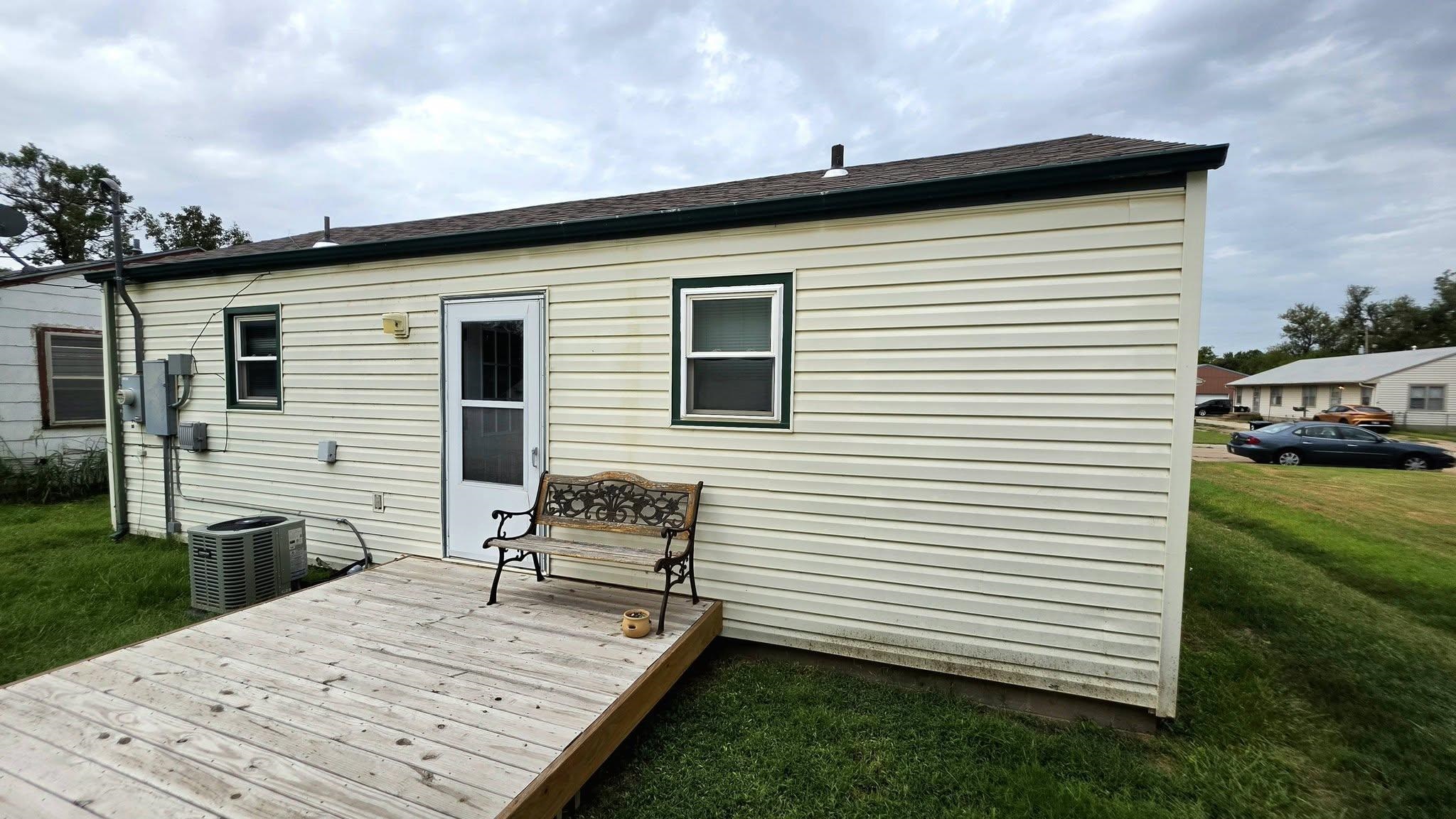 344 N Kansas Ave. Property Photo 9