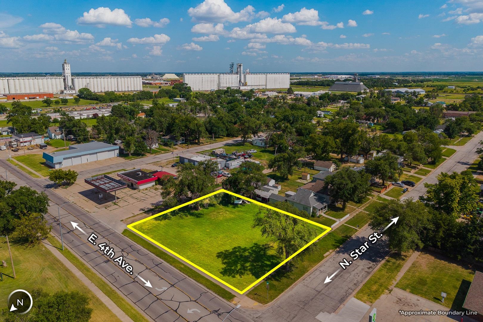 0.40 Acres On E 4th Property Photo 1