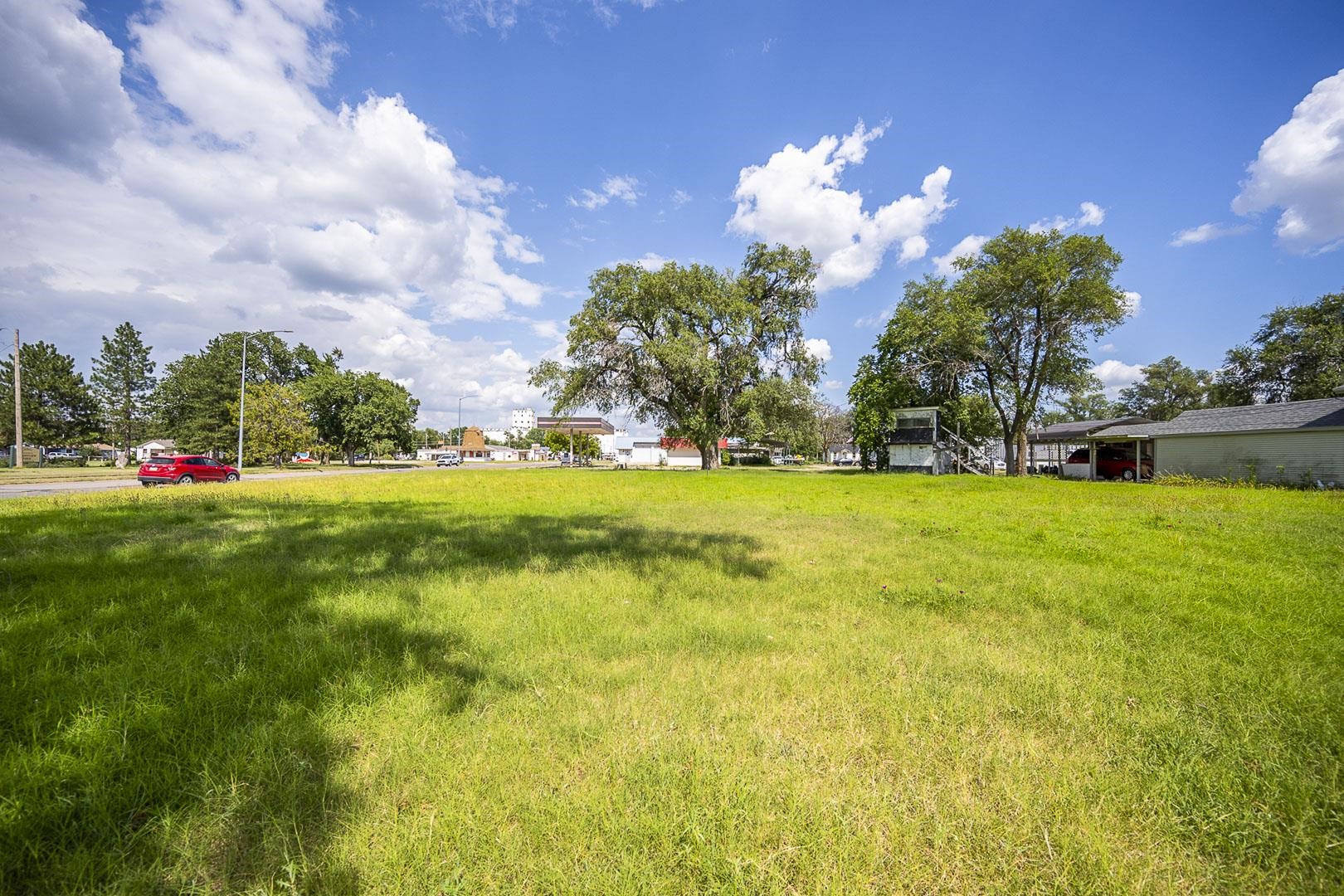 0.40 Acres On E 4th Property Photo 10