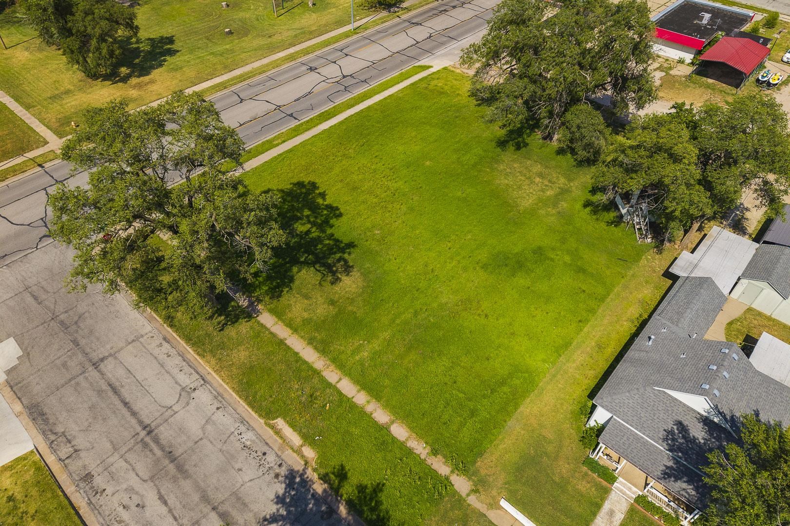 0.40 Acres On E 4th Property Photo 12