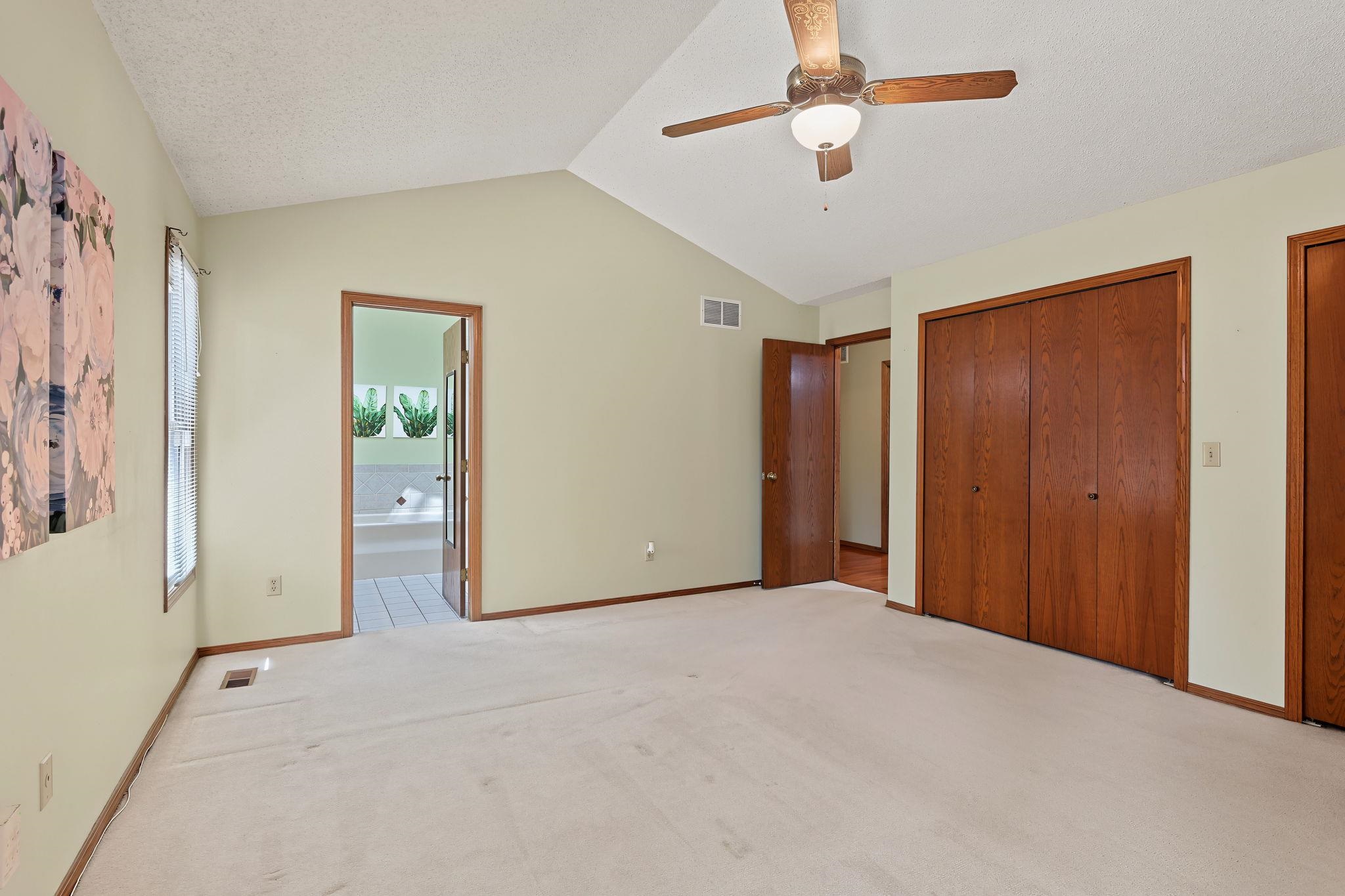 14001 E Lakeview Dr Property Photo 15
