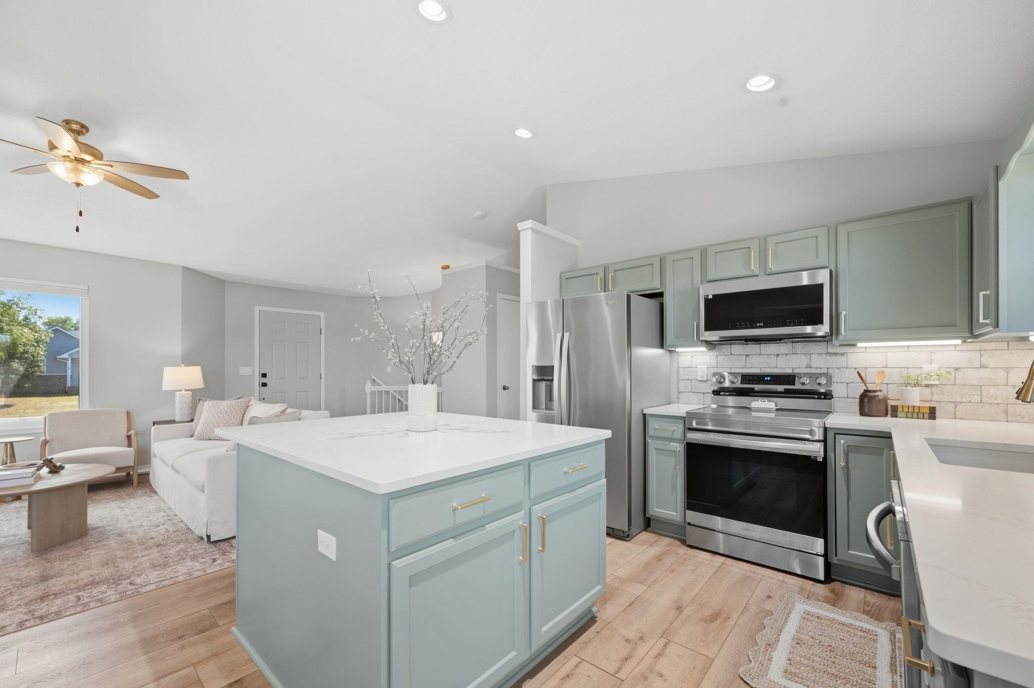 1257 N Seasons St Property Photo 13